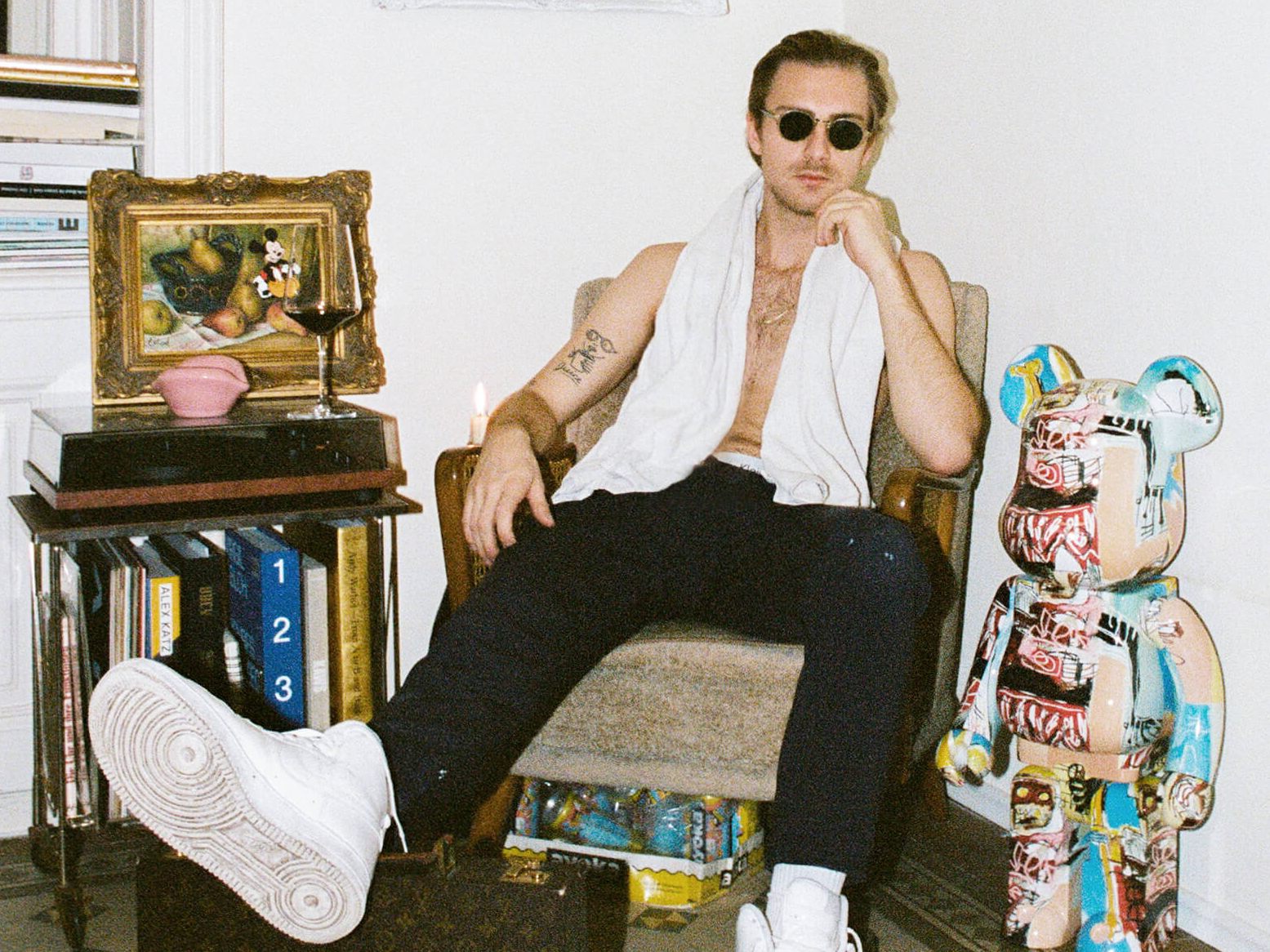 Der Wiener Streetart-Künstler Marcin Glod ist für sein demnächst startendes NFT-Projekt "Crypto Panther Club" bei der "Asia Investment & Banking Conference" in Dubai ausgezeichnet worden.