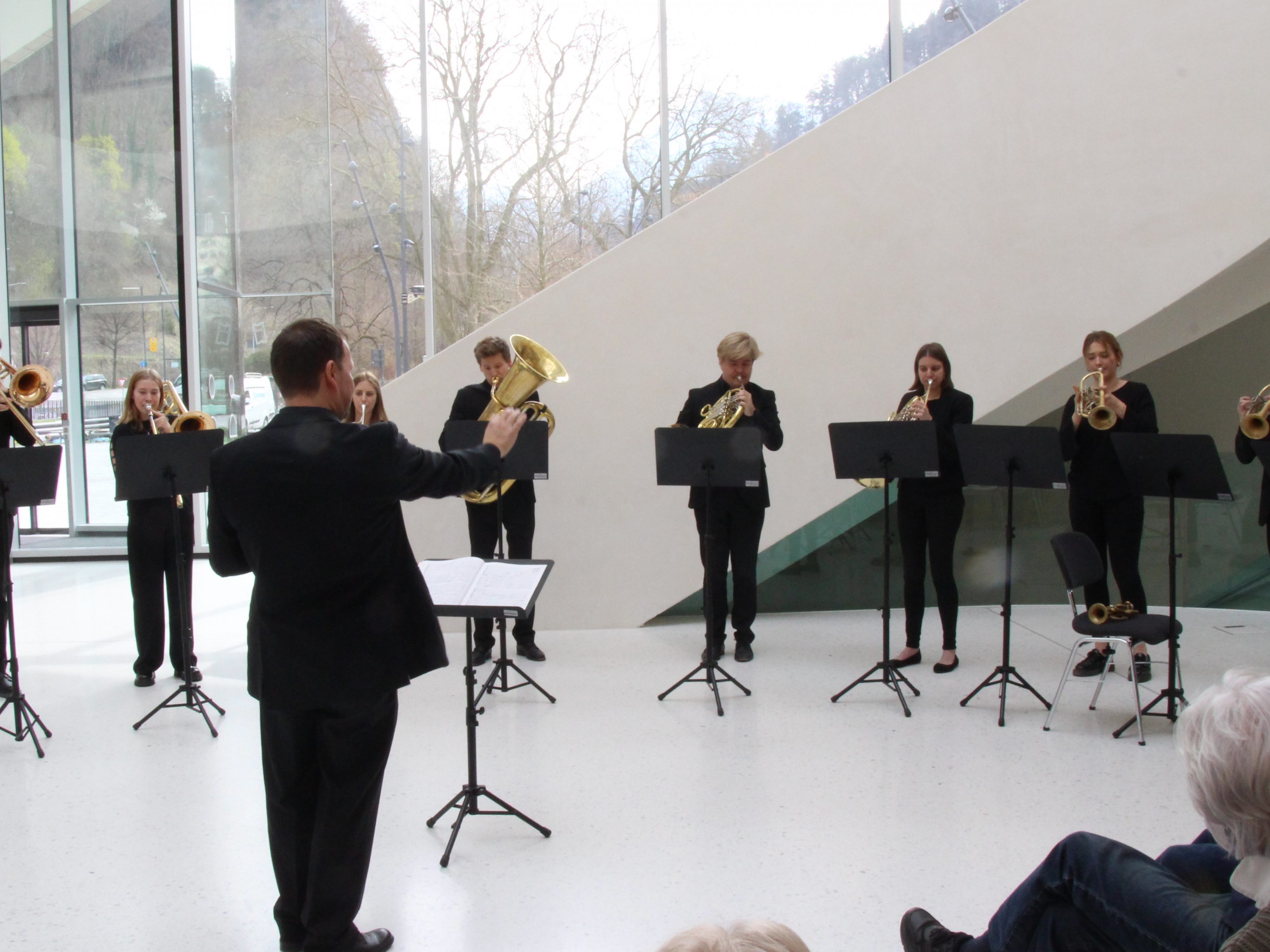 Bläserklasse von Michael Pescolderung überzeugte beim Konzert am Mittag.