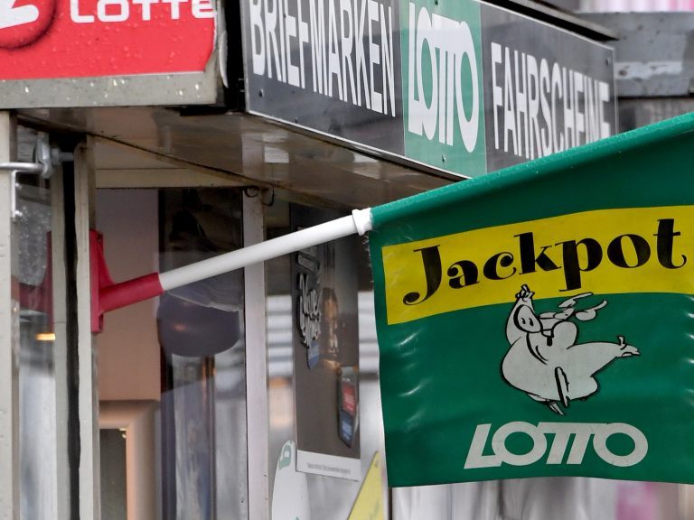 Ein Lotto-Jackpot wartet am Freitag