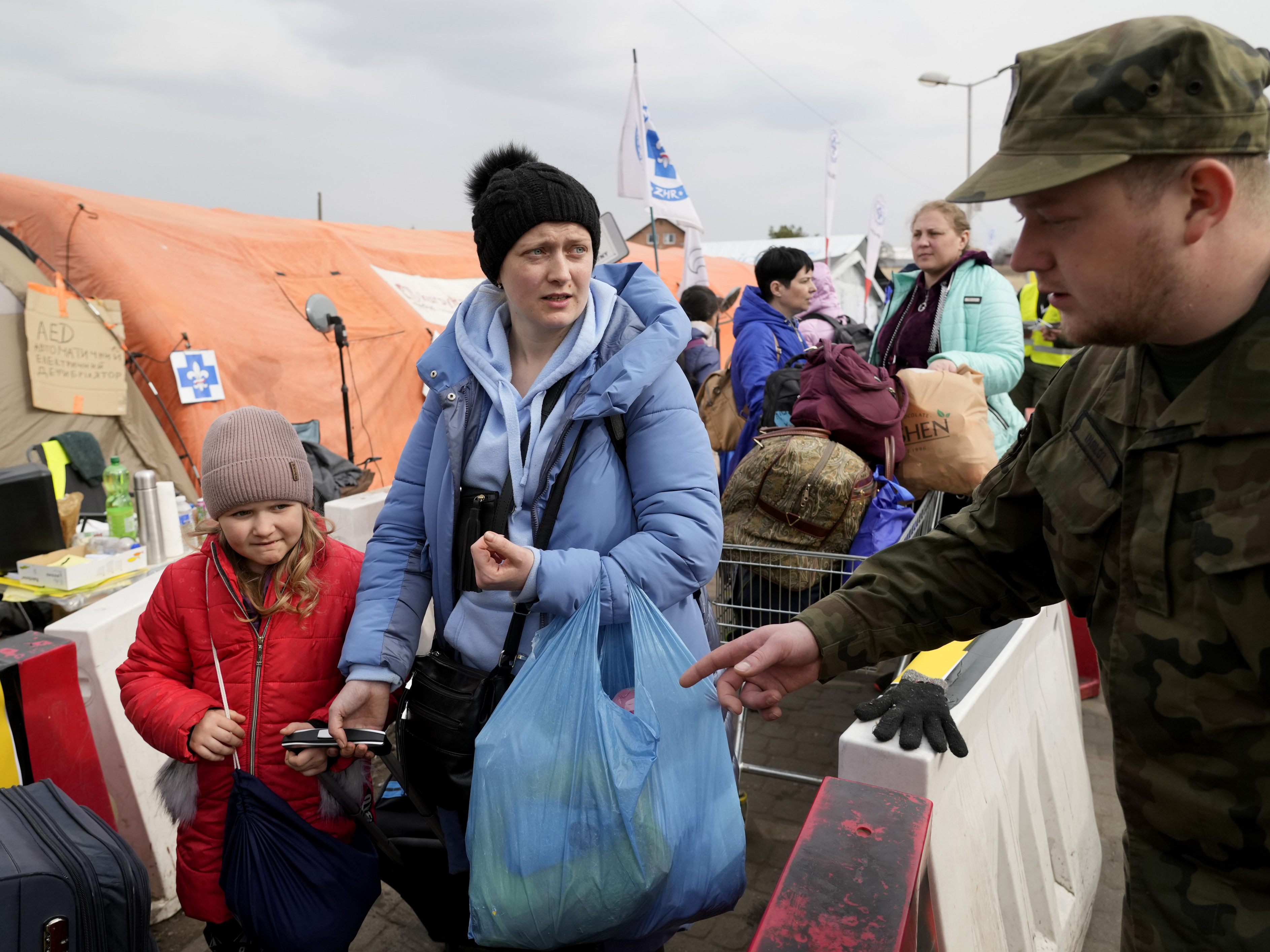 Zahlreiche Flüchtlinge aus der Ukraine suchen in Polen Schutz. Zahlreiche Flüchtlinge aus der Ukraine suchen in Polen Schutz.
