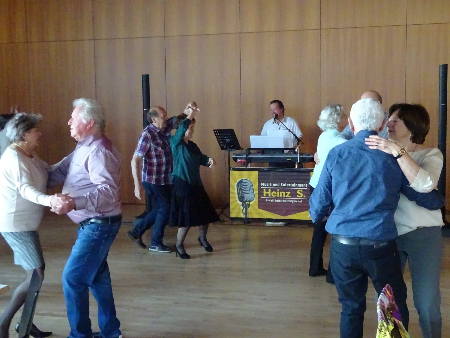 Phänomenale Stimmung herrschte beim PVÖ-Rheindelta-Tanz in Höchst. Phänomenale Stimmung herrschte beim PVÖ-Rheindelta-Tanz in Höchst.