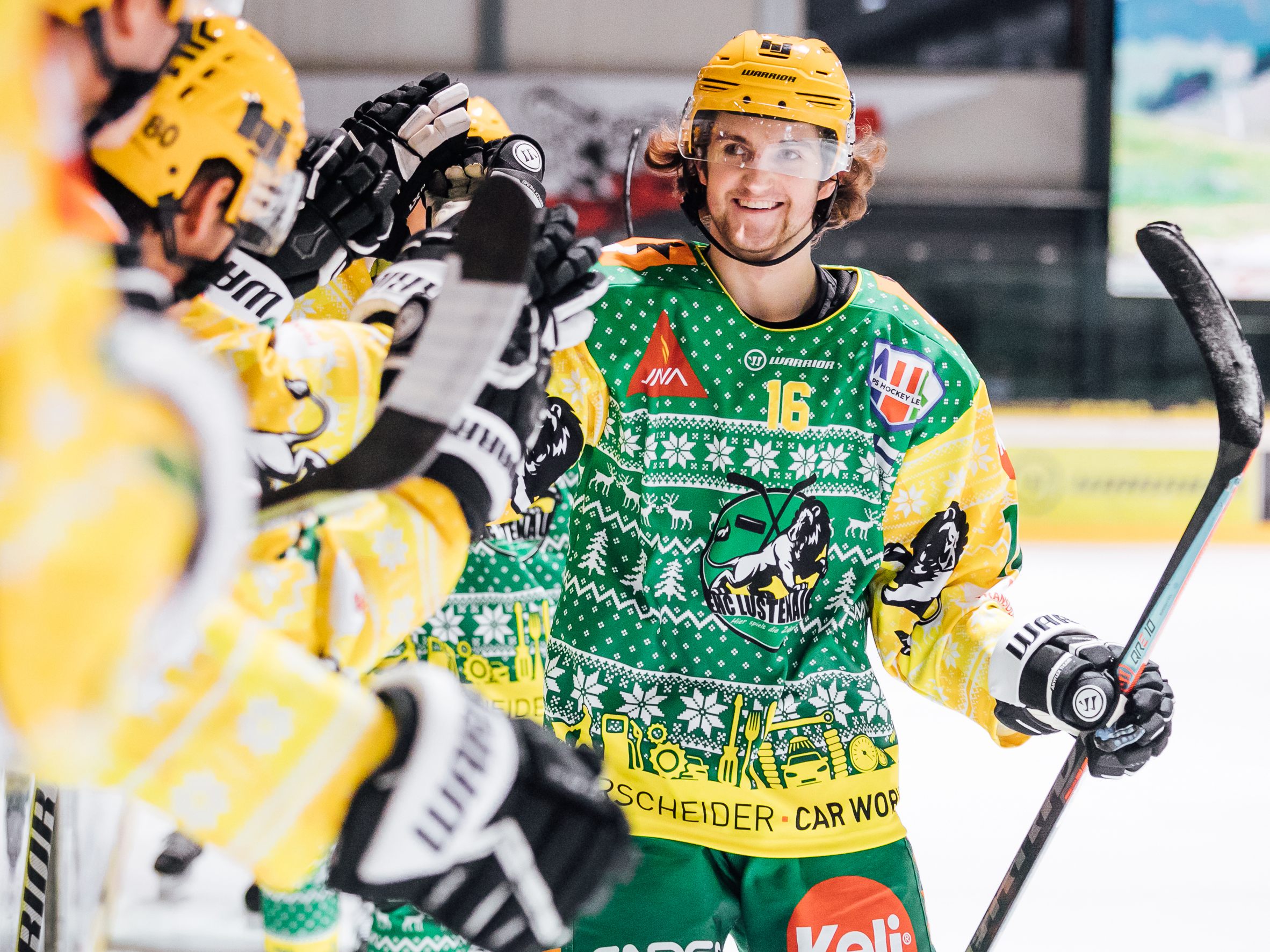 Robin Wüstner schießt den entscheidenden Treffer in Zell am See