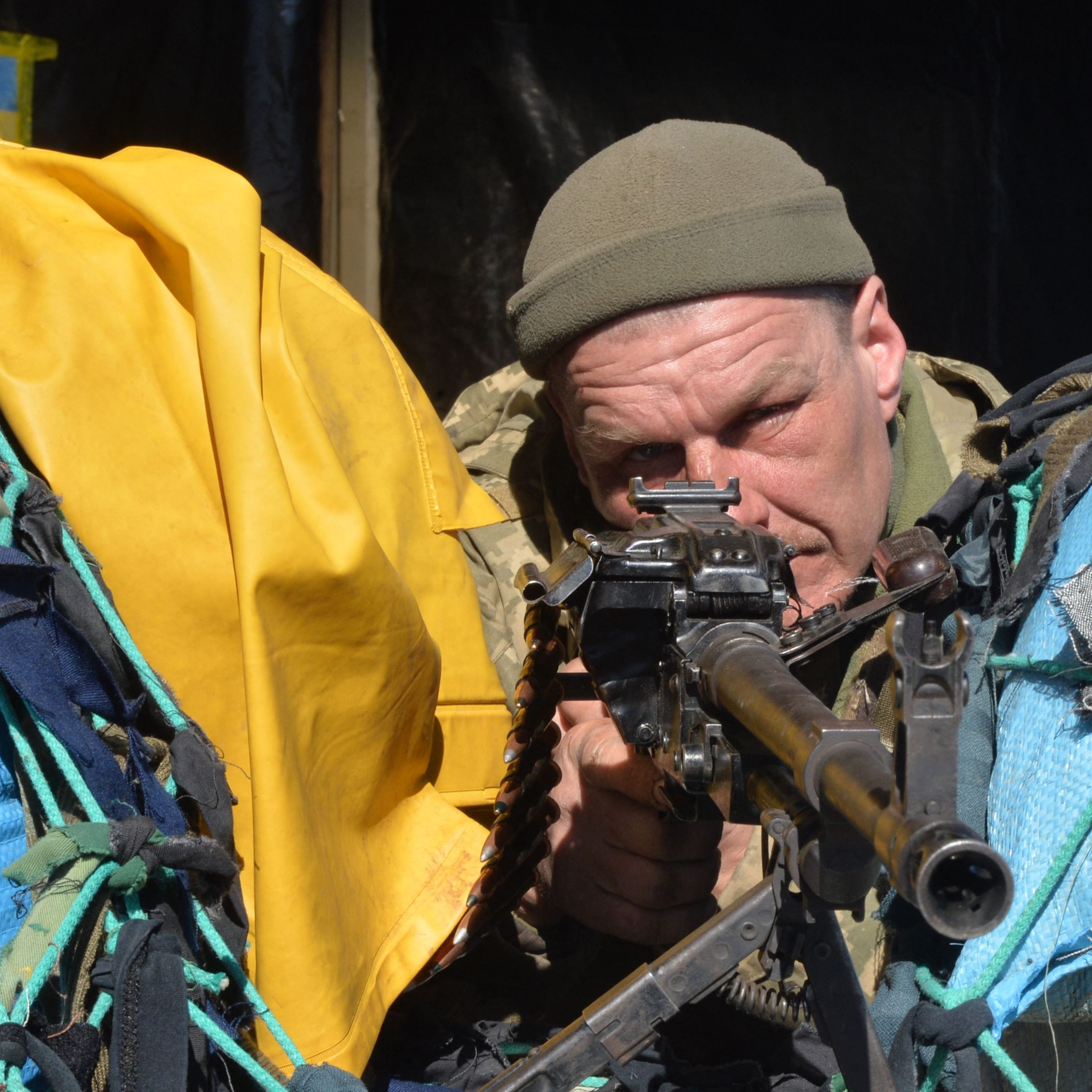 Ukrainischer Soldat in Charkiw