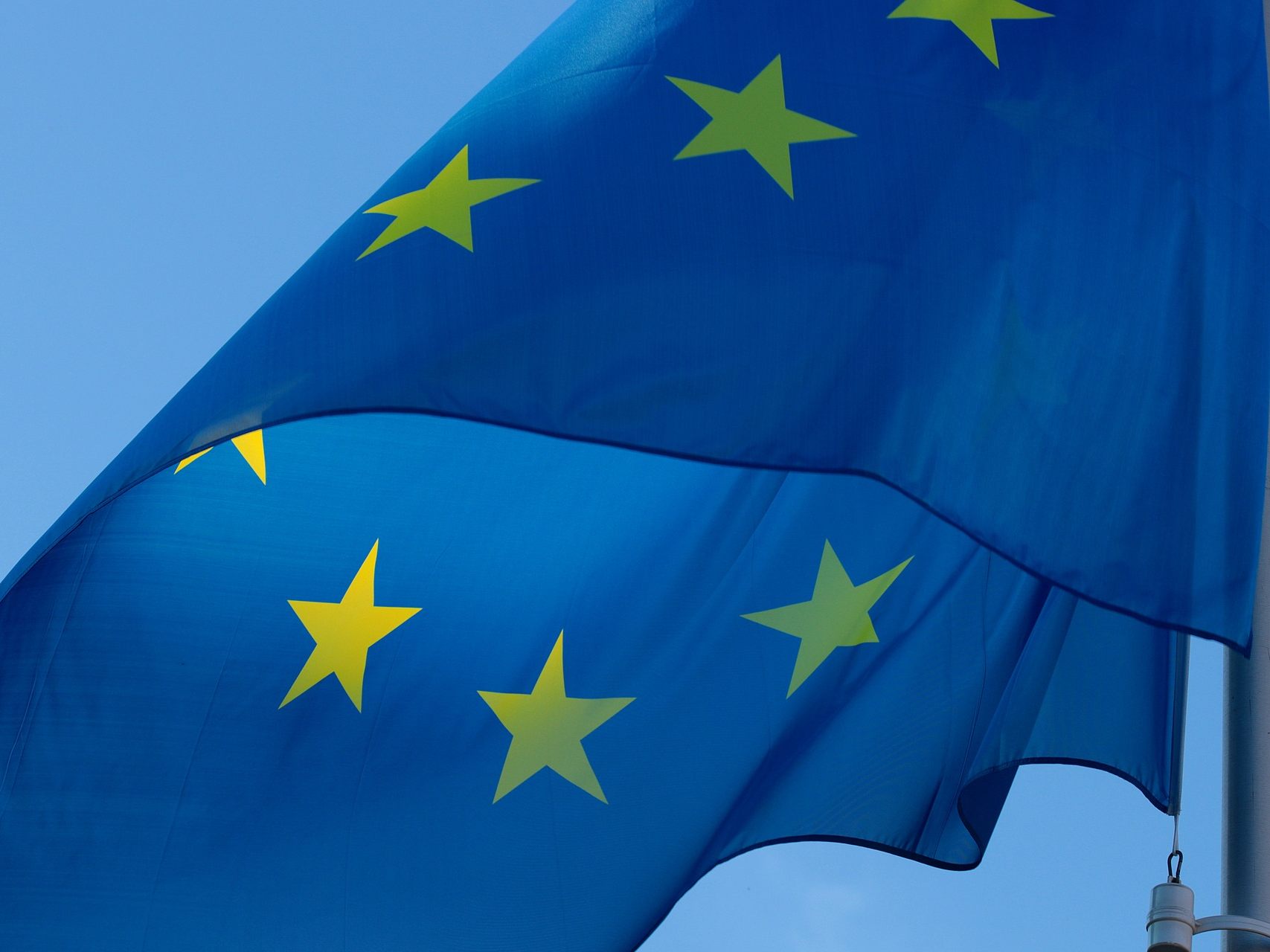Die EU-Länder sollen ihre Gasspeicher vor dem Winter auffüllen.