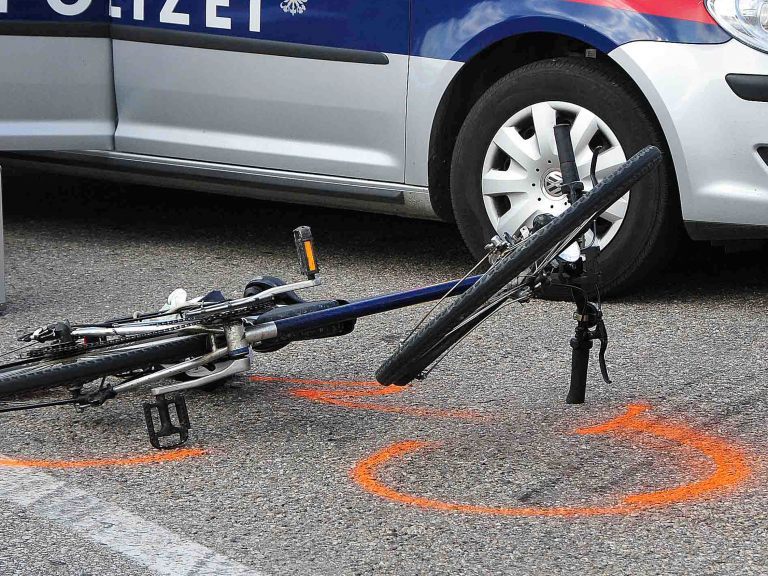 In Wien-Mariahilf verursachte ein Radfahrer einen Unfall In Wien-Mariahilf verursachte ein Radfahrer einen Unfall