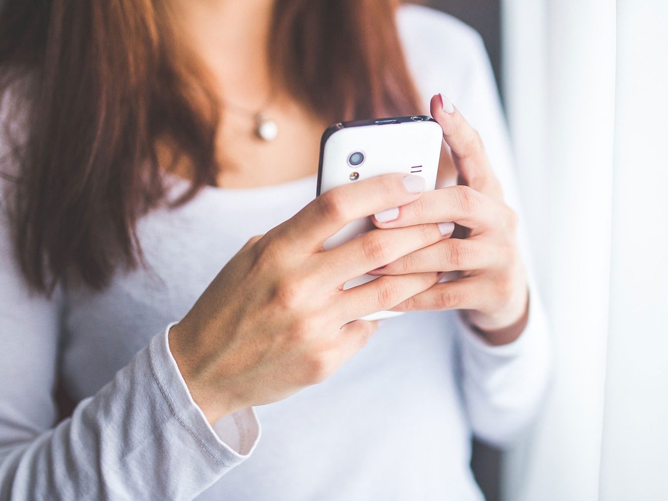 Die App "DEC112", die einen "Stillen Notruf" ermöglicht, kann seit heute aufs Handy geladen werden Die App "DEC112", die einen "Stillen Notruf" ermöglicht, kann seit heute aufs Handy geladen werden