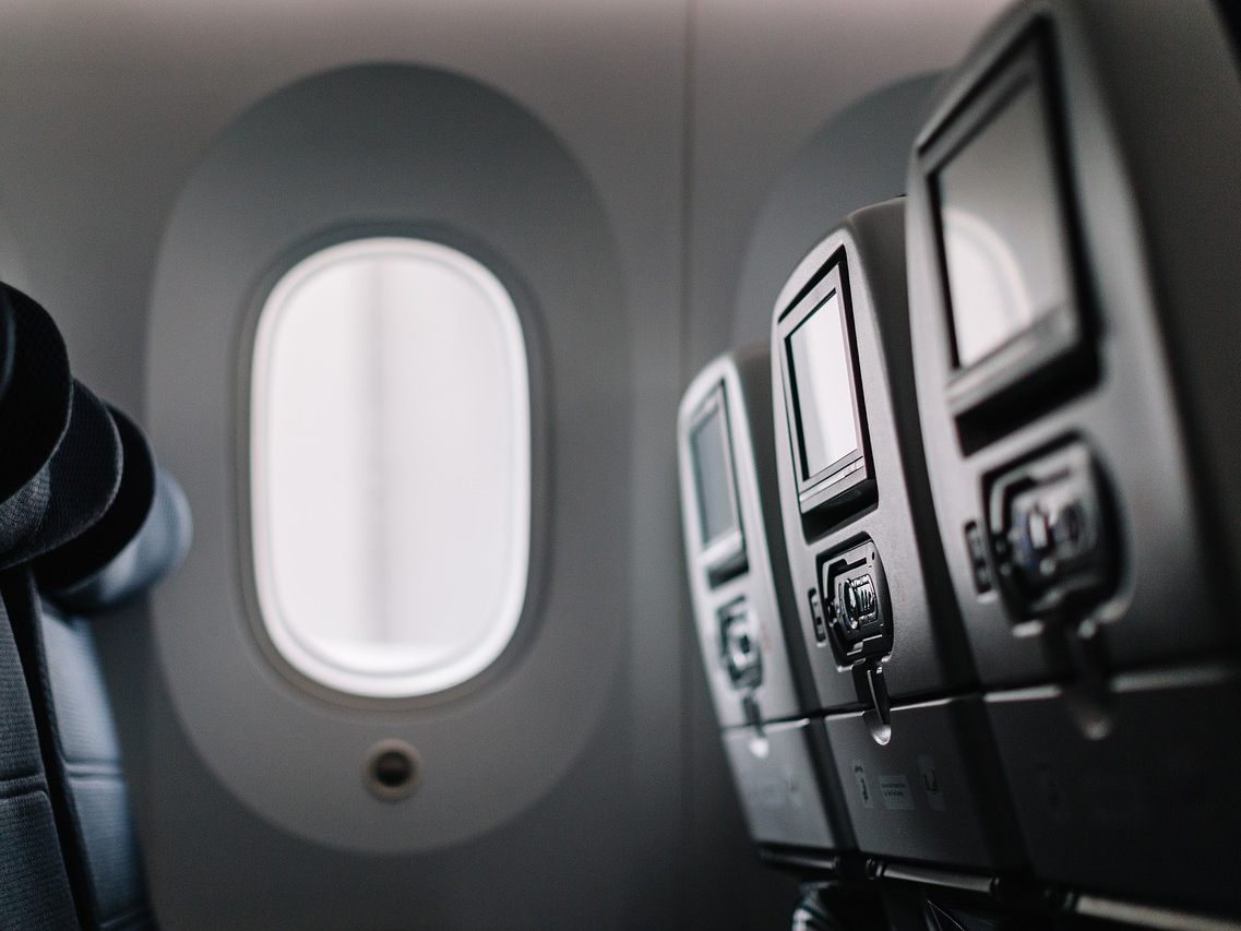 OGH-Urteil: Konsumenten steht bei Flugüberbuchung Schadenersatz zu.