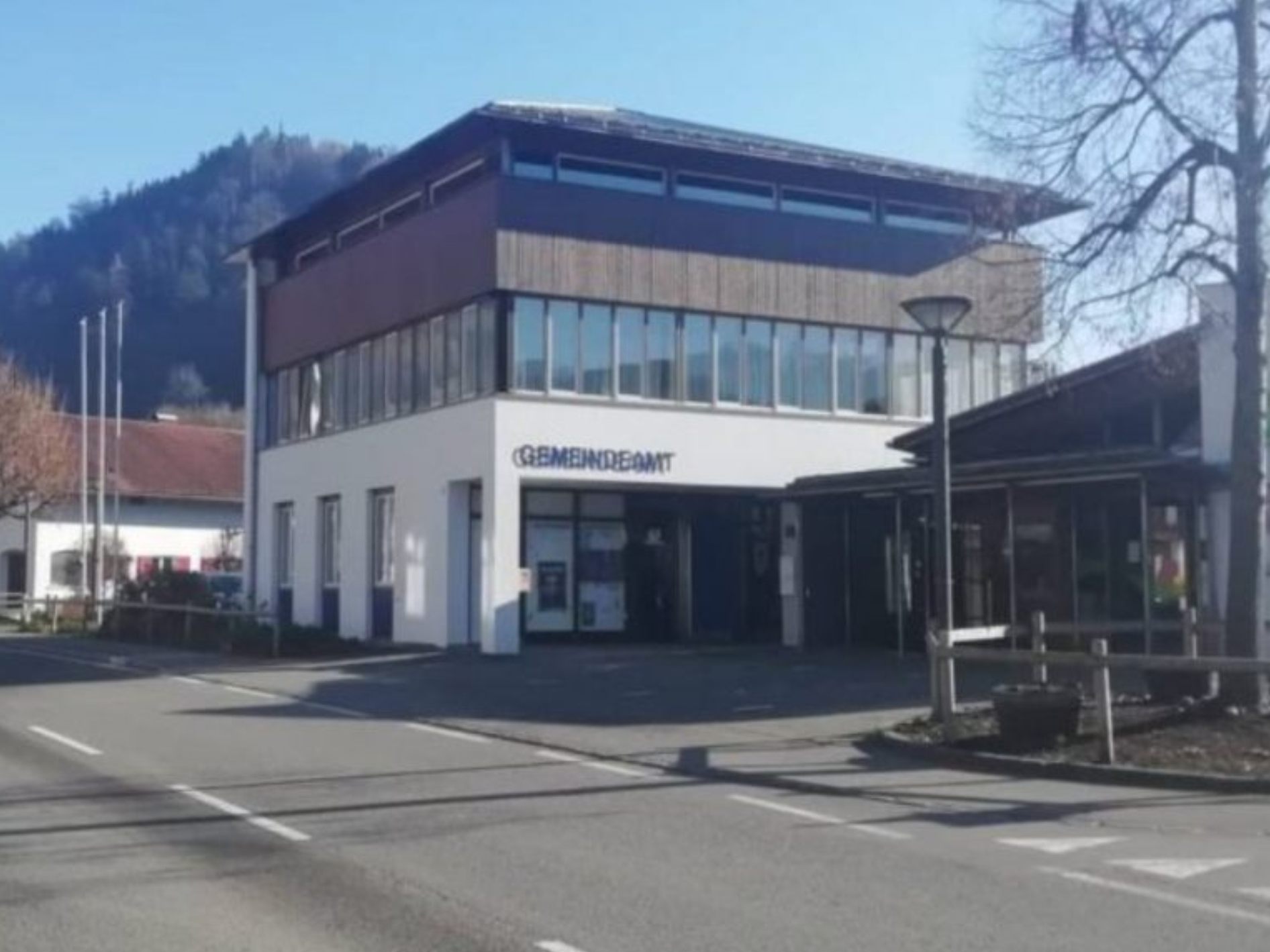 Schnifis setzt weiter auf erneuerbare Energie und hat als einer der ersten Gemeinden den eEG Pionierstatus erreicht