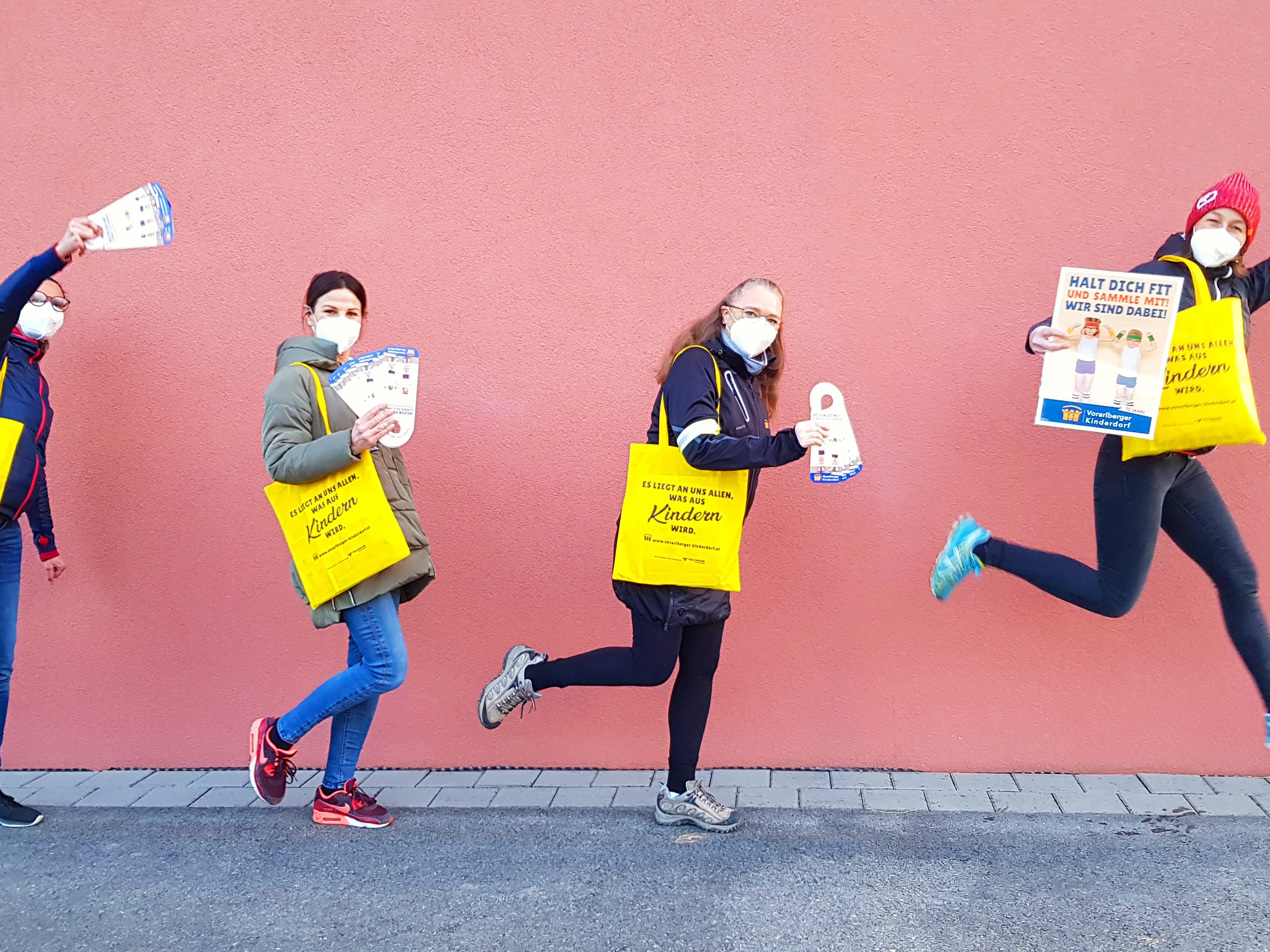 Auch Evelyn Flatz, Mitarbeiterin des Vorarlberger Kinderdorfs, fackelte 2021 nicht lange und beteiligte sich mit ihrer Laufgruppe an der Aktion.