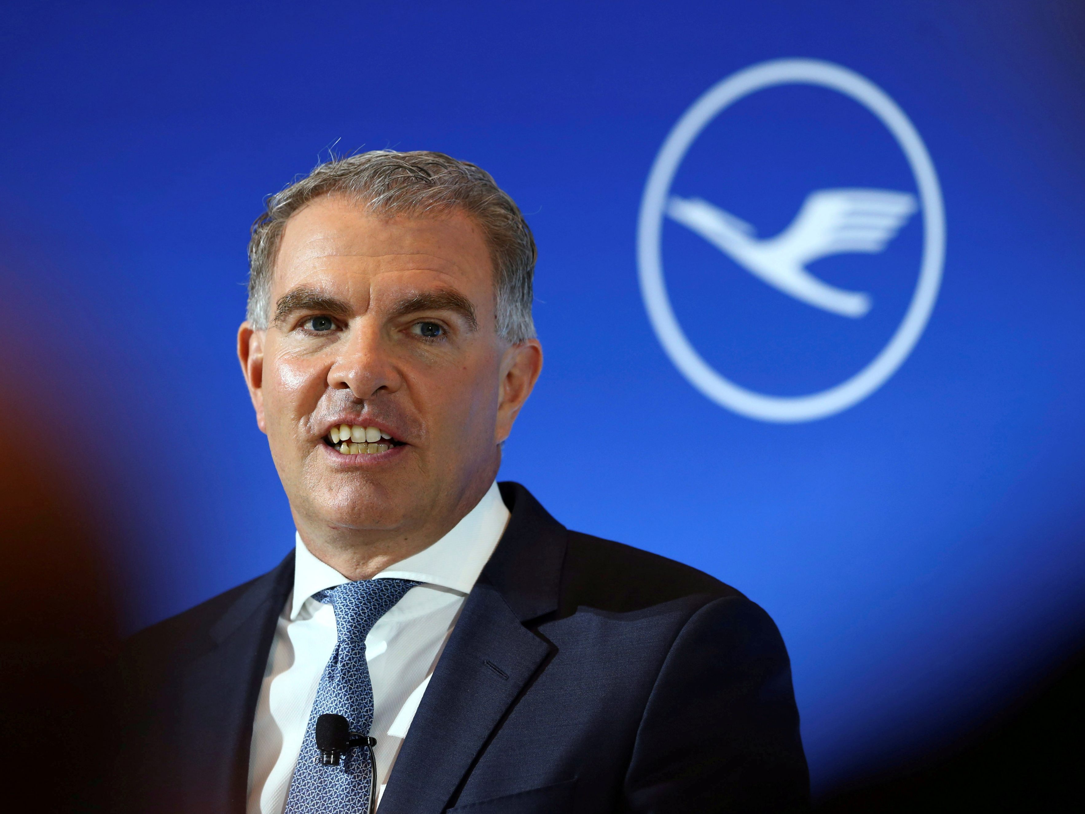 Lufthansa-Chef Carsten Spohr erwartet höhere Preise bei Flugtickets. Lufthansa-Chef Carsten Spohr erwartet höhere Preise bei Flugtickets.