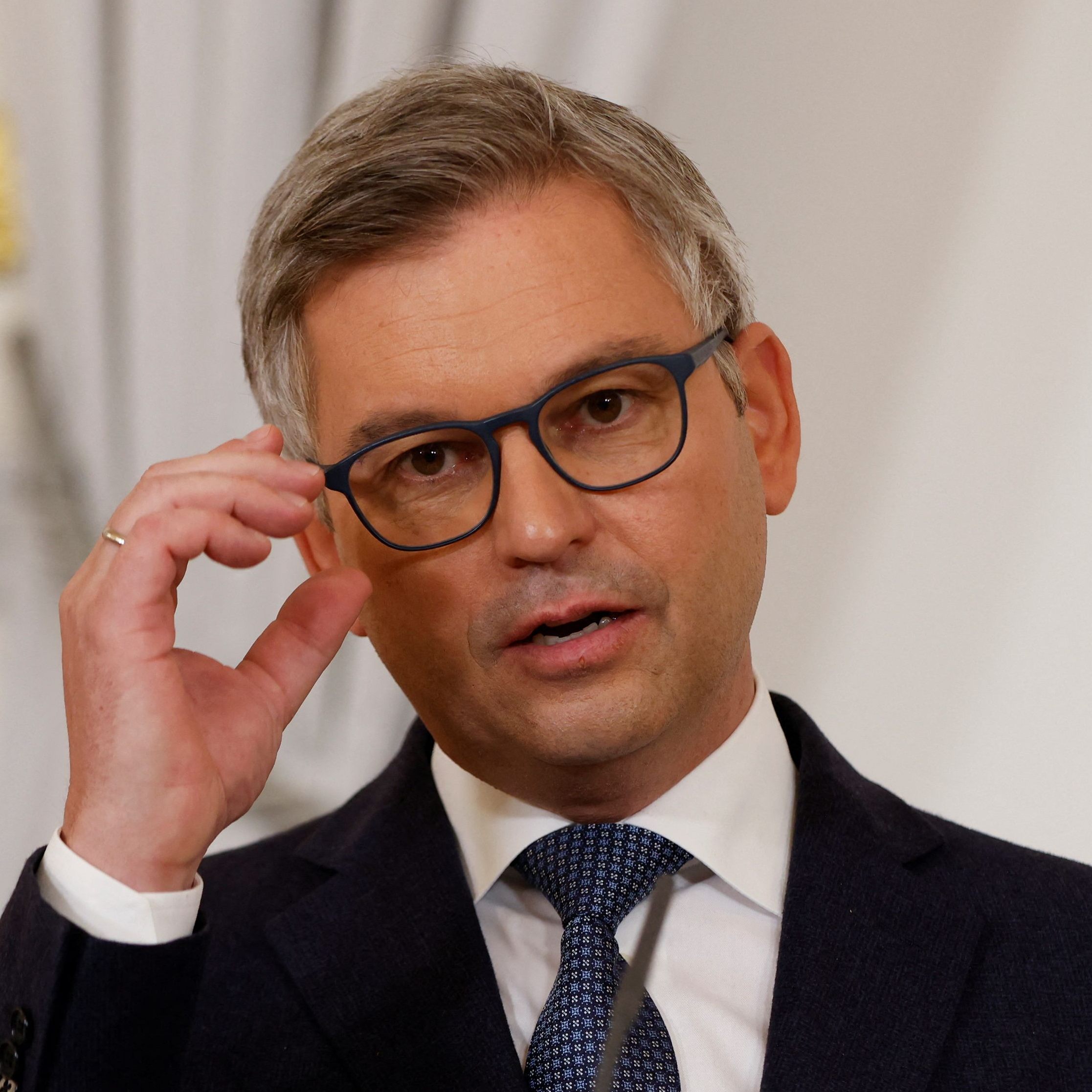 Finanzminister Magnus Brunner (ÖVP) erwartet einen weiteren Anstieg beim Budgetdefizit und der Staatsschuldenquote aufgrund der Coronakrise und des Ukraine-Krieges.
