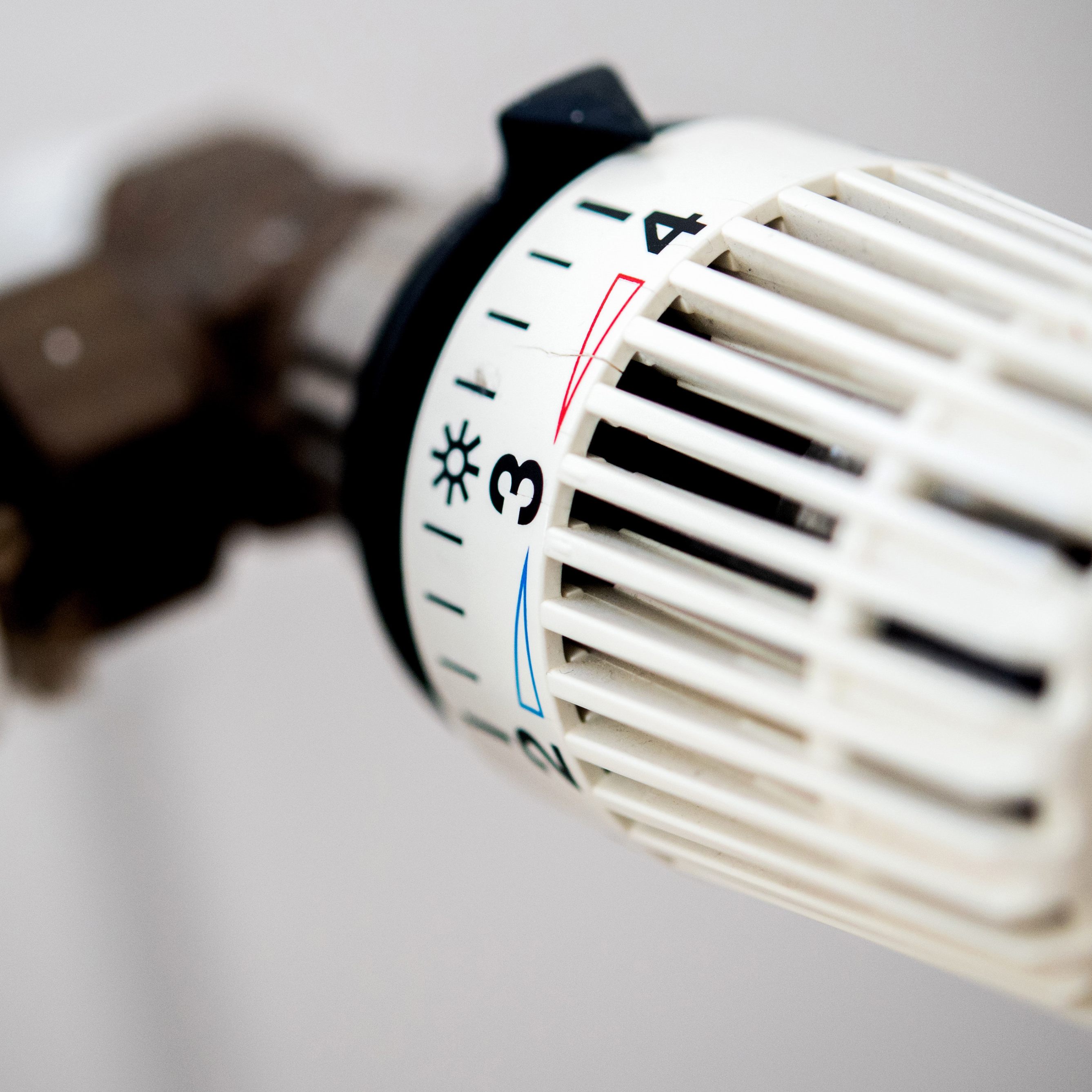 Laut einem Gesetzesentwurf der Regierung soll ein Verbot von Gasheizungen in Neubauten schon 2023 kommen.