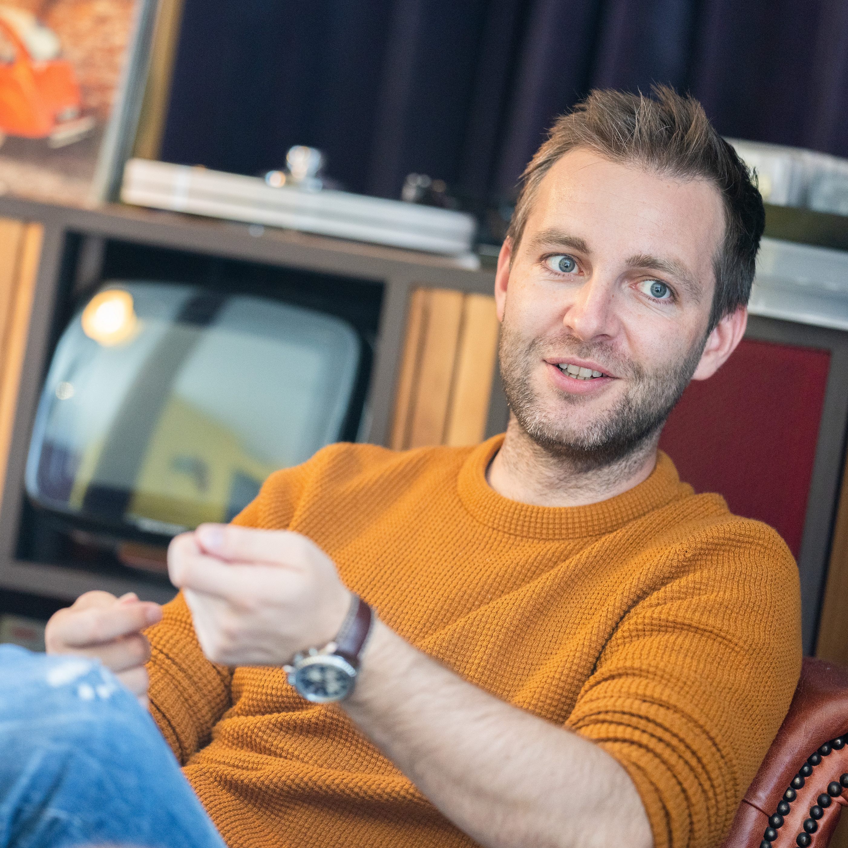 Der Sänger Josh gehört zu den Preisträgern bei den Amadeus Awards 2022