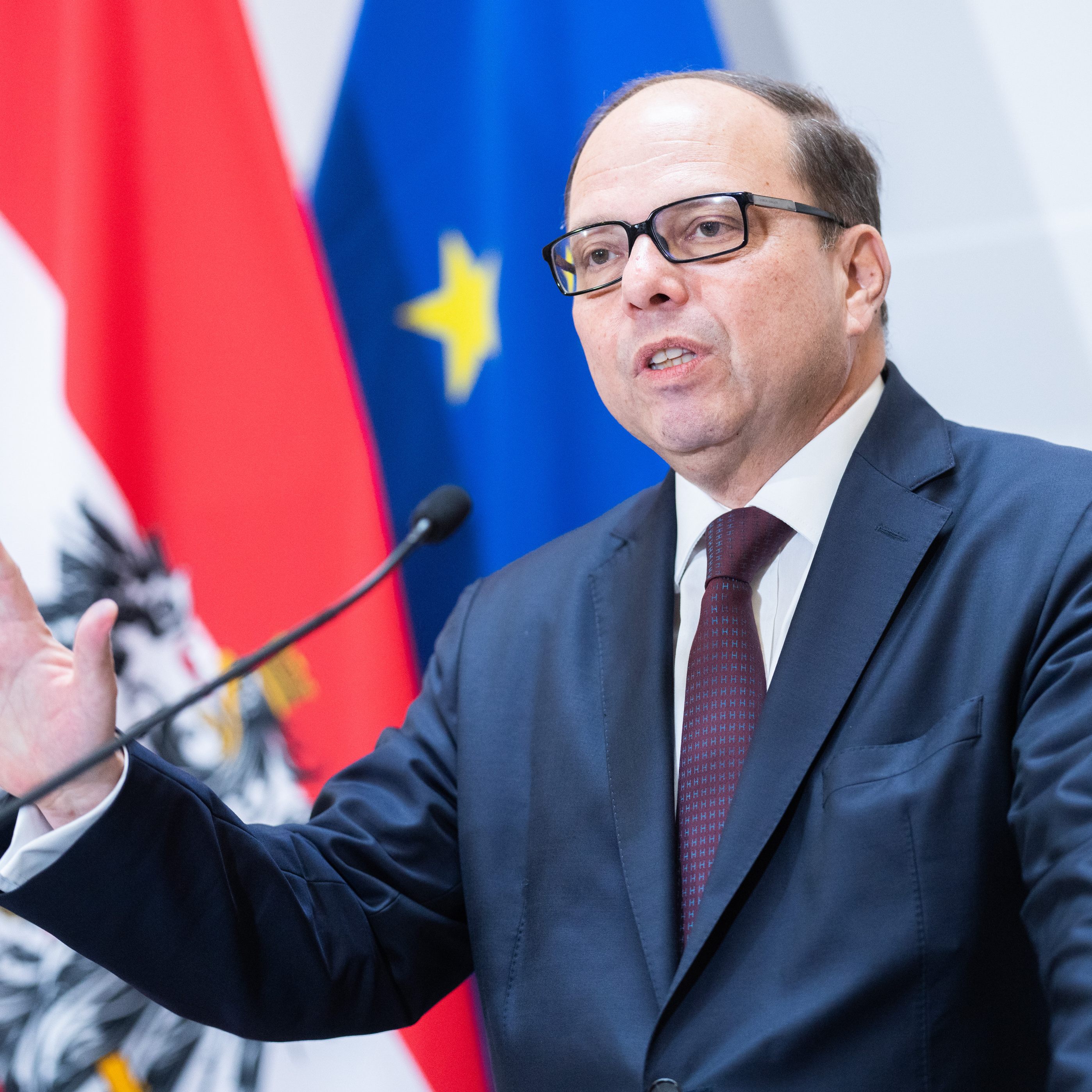 Szekeres-Replik: ÖGK solle eher die Situation der Kassenärzte verbessern, anstatt Wahlärzte abzuschaffen