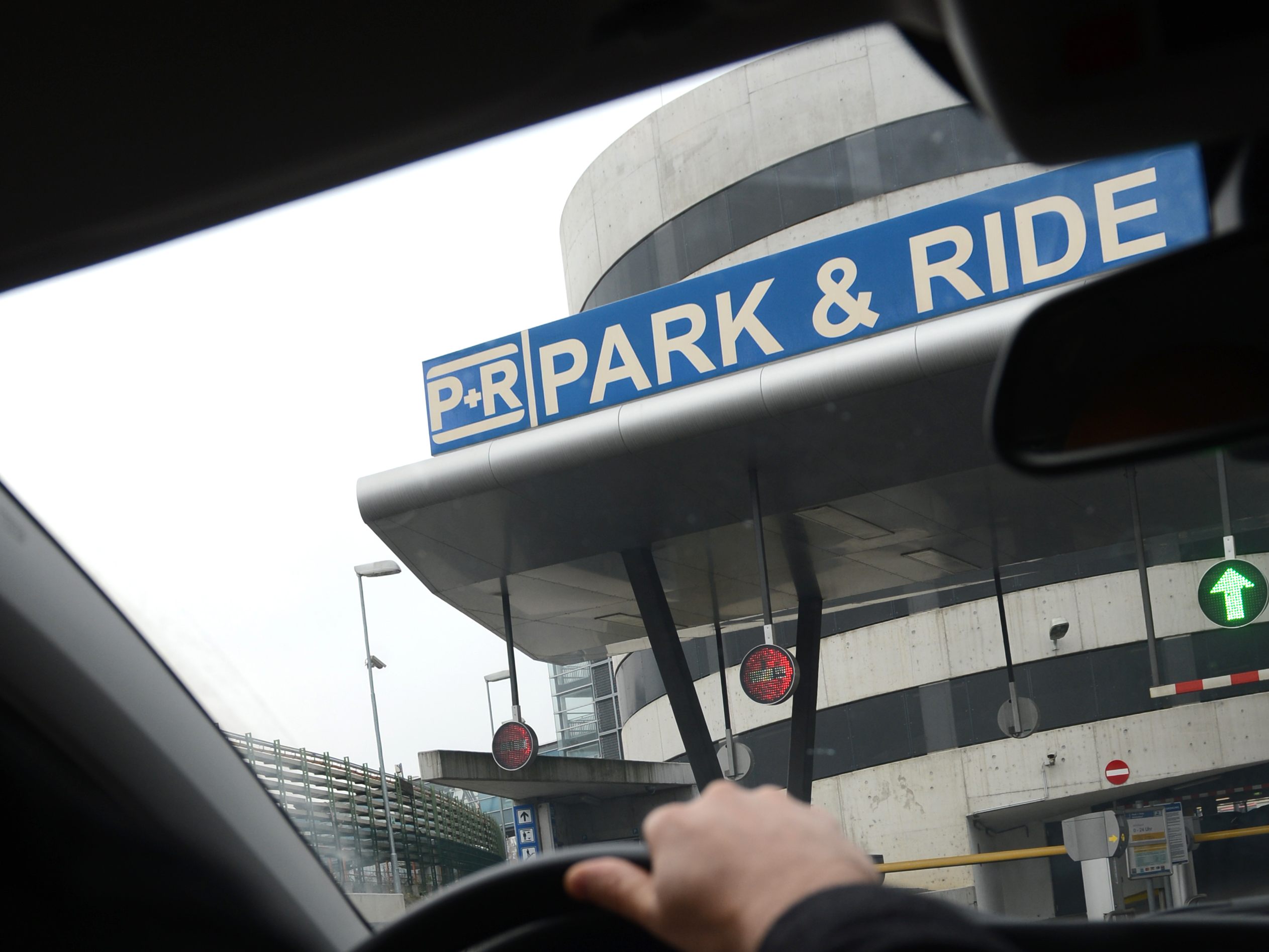 In Korneuburg wurde eine erweiterte Park & Ride-Anlage eröffnet. In Korneuburg wurde eine erweiterte Park & Ride-Anlage eröffnet.