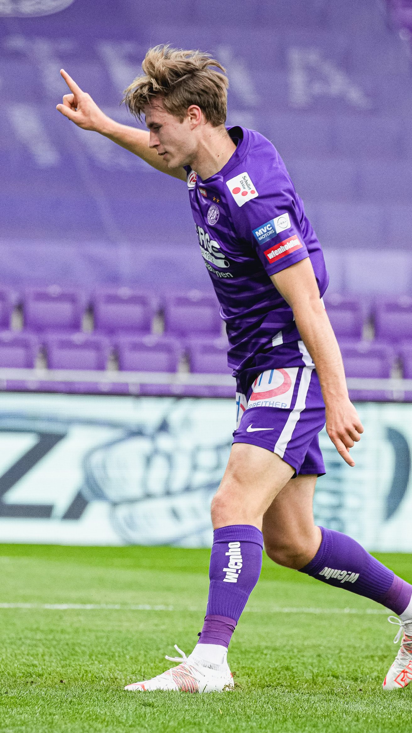 Patrick Wimmer ist ehemaliger Spieler der Wiener Austria. Von Bielefeld geht es für ihn im Sommer zu Wolfsburg.