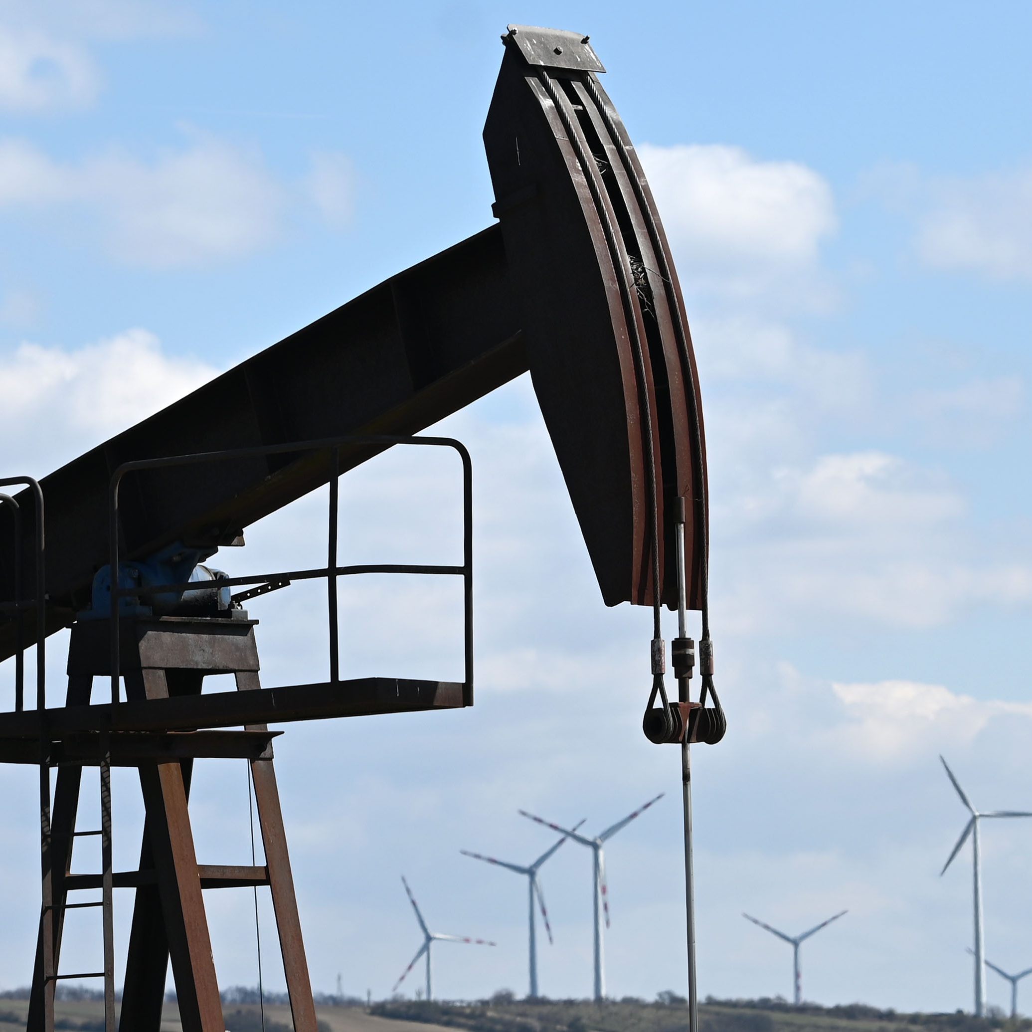 Die Embargo-Diskussion beeinflusst den Ölpreis.