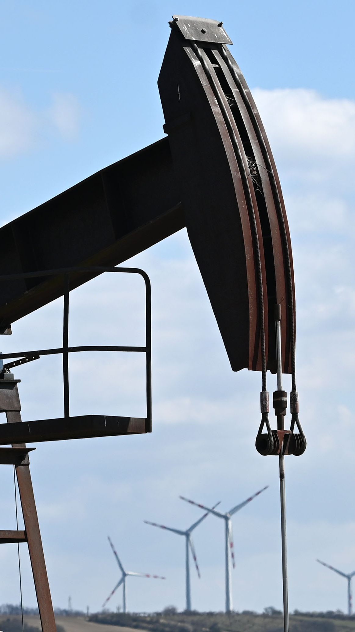 Die Embargo-Diskussion beeinflusst den Ölpreis.