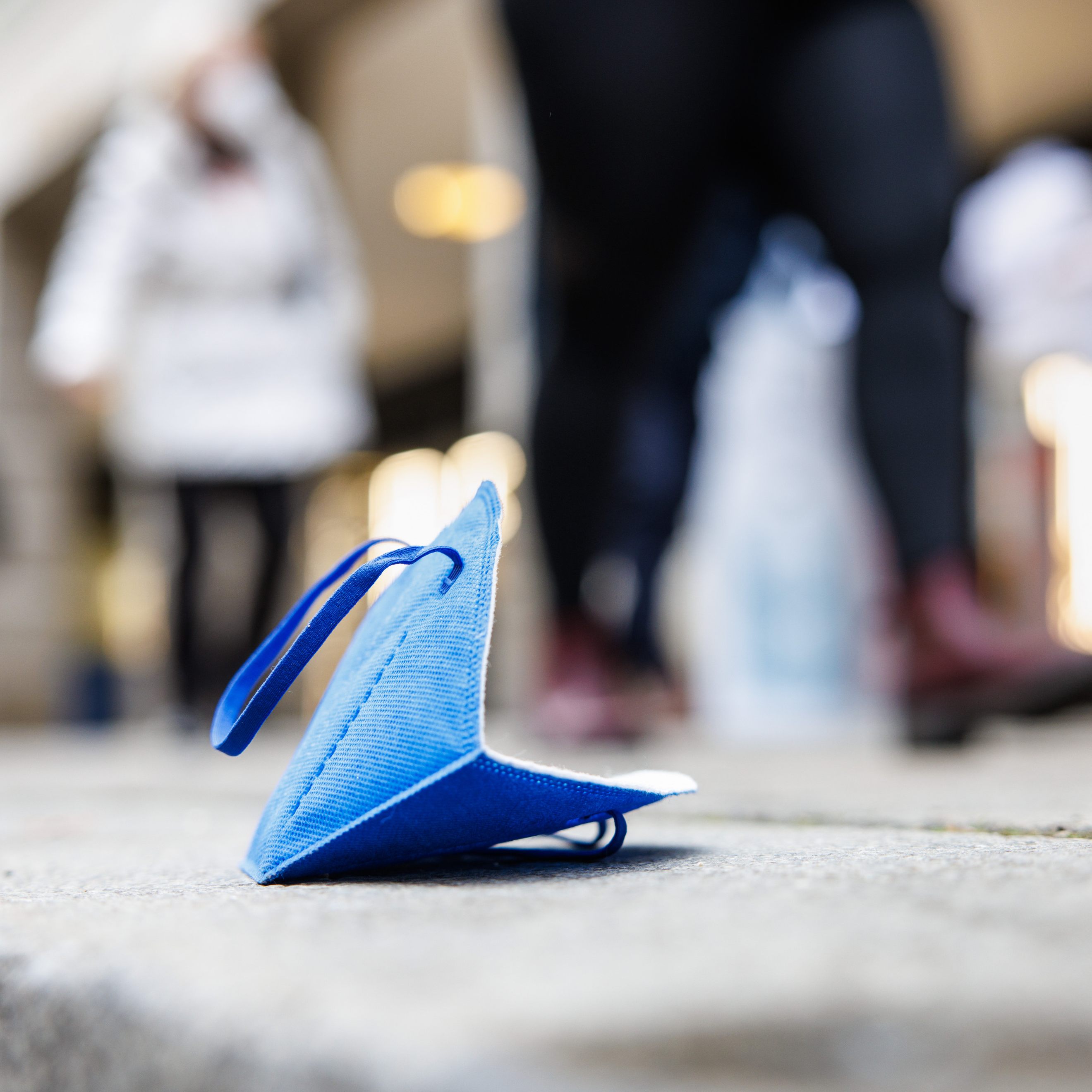 Der Handel in Österreich fordert den Fall der Corona-Maskenpflicht in der gesamten Branche.