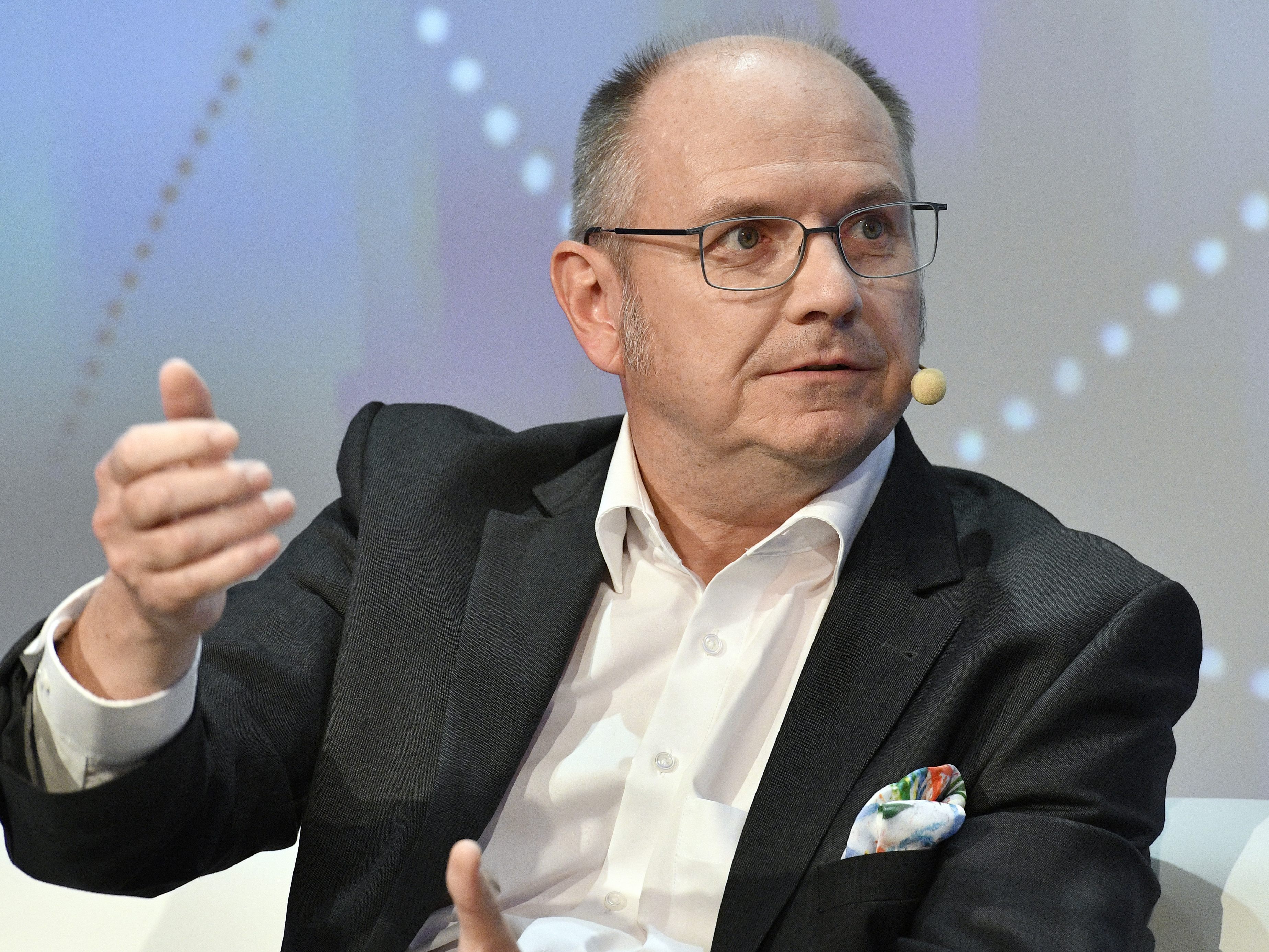 KommAustria leitet Verfahren gegen ServusTV ein. KommAustria leitet Verfahren gegen ServusTV ein.