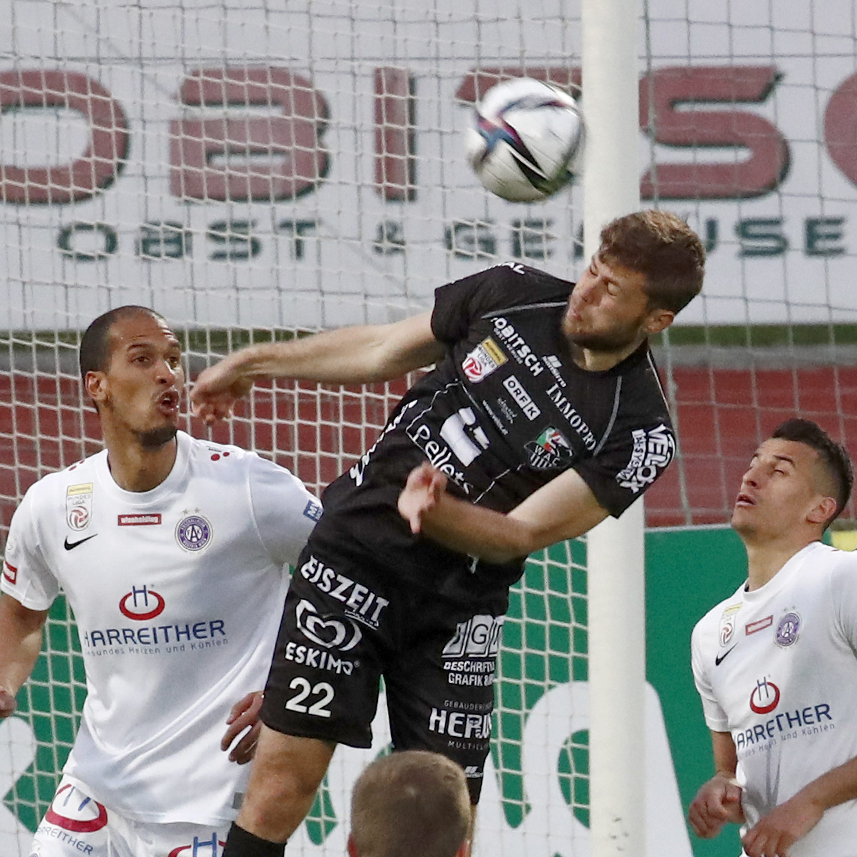 Die Wiener Austria ist weiterhin punktegleich vor dem WAC auf Rang vier.