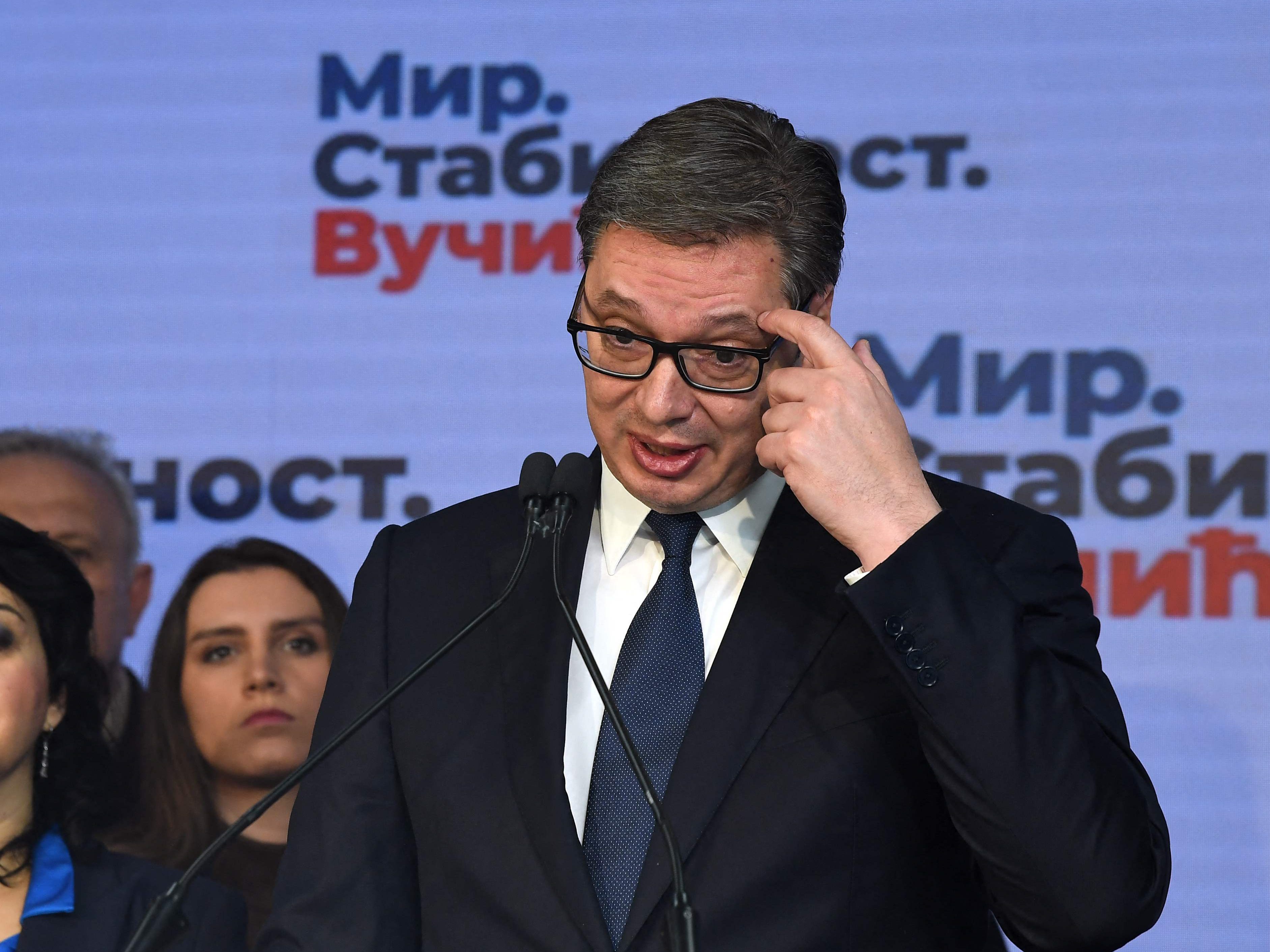Serbien: Vucic mit klarer Mehrheit wiedergewählt - Welt – VOL.AT