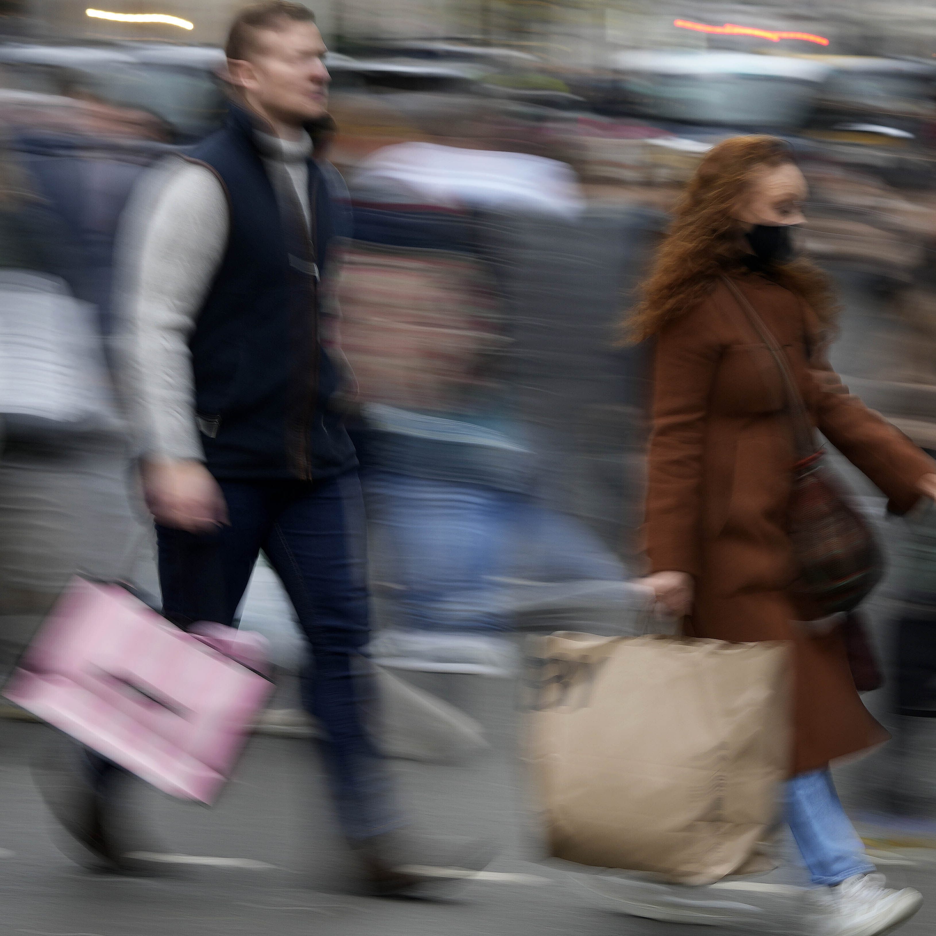 Konsumenten würden große Anschaffungen momentan verschieben.