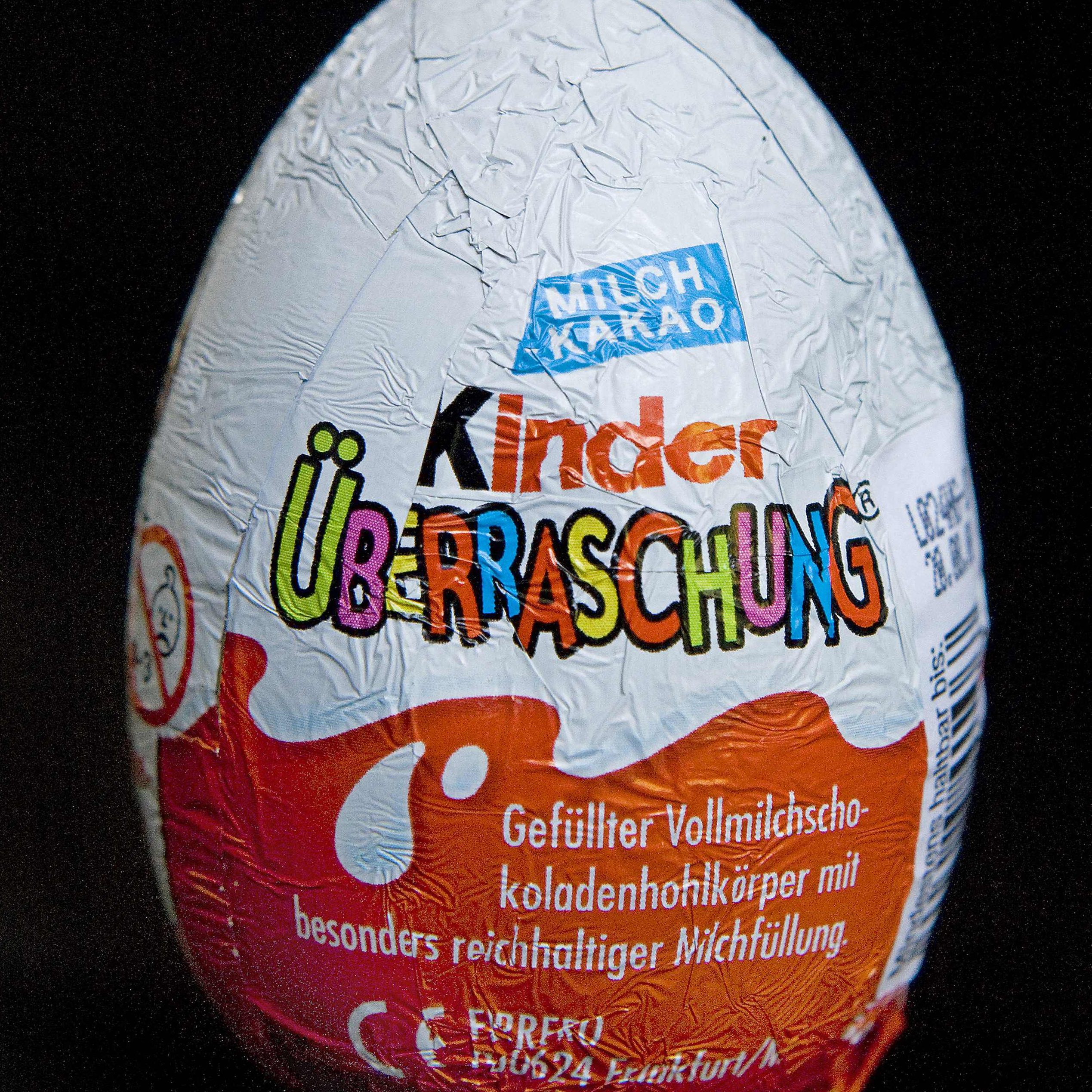 Wegen einer möglichen Verbindung zu einem Salmonellen-Ausbruch ruft Ferrero einige Kinder-Schoko-Produkte zurück.