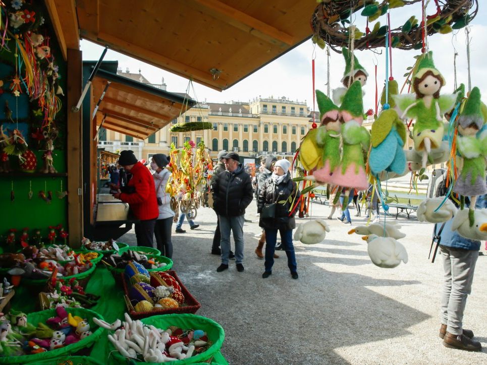 Von Kälte keine Spur: Der Ostermarkt Schloss Schönbrunn findet wieder statt und unterstützt Kinder und Familien aus der Ukraine Von Kälte keine Spur: Der Ostermarkt Schloss Schönbrunn findet wieder statt und unterstützt Kinder und Familien aus der Ukraine