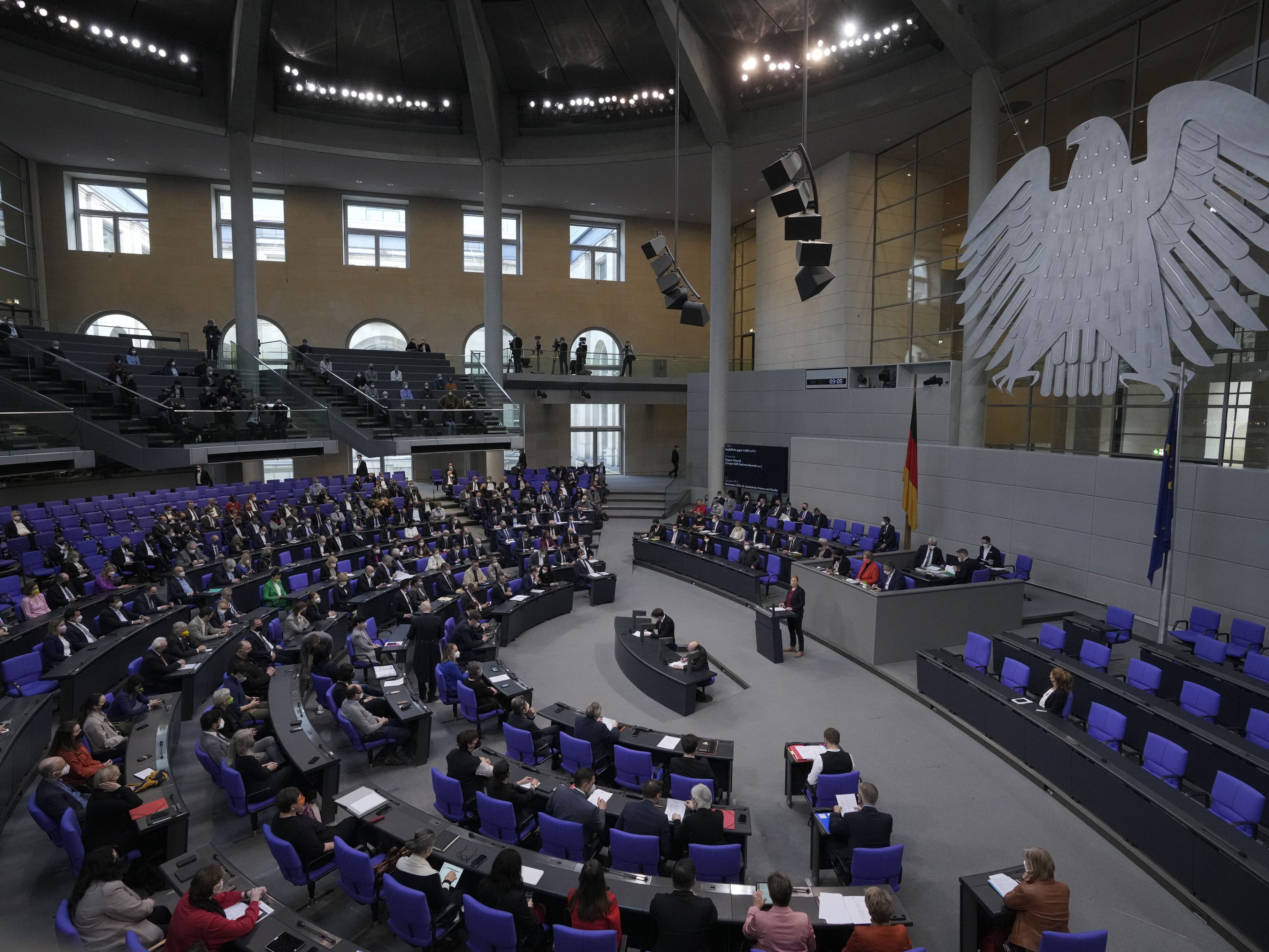 Die Corona-Impfpflicht ist im Deutschen Bundestag gescheitert. Die Corona-Impfpflicht ist im Deutschen Bundestag gescheitert.