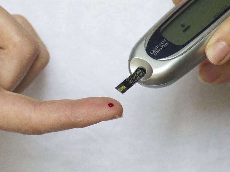 Eine um 40 Prozent gesteigerte Gefahr, nach einer Corona-Infektion an Diabetes zu erkranken, bedeutet ein Plus von 13 Diagnosen bei 1.000 Menschen