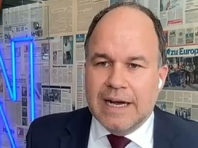 VN-Chefredakteur kritisiert die Reaktion der ÖVP auf die Causa Wirtschaftsbund scharf. VN-Chefredakteur kritisiert die Reaktion der ÖVP auf die Causa Wirtschaftsbund scharf.
