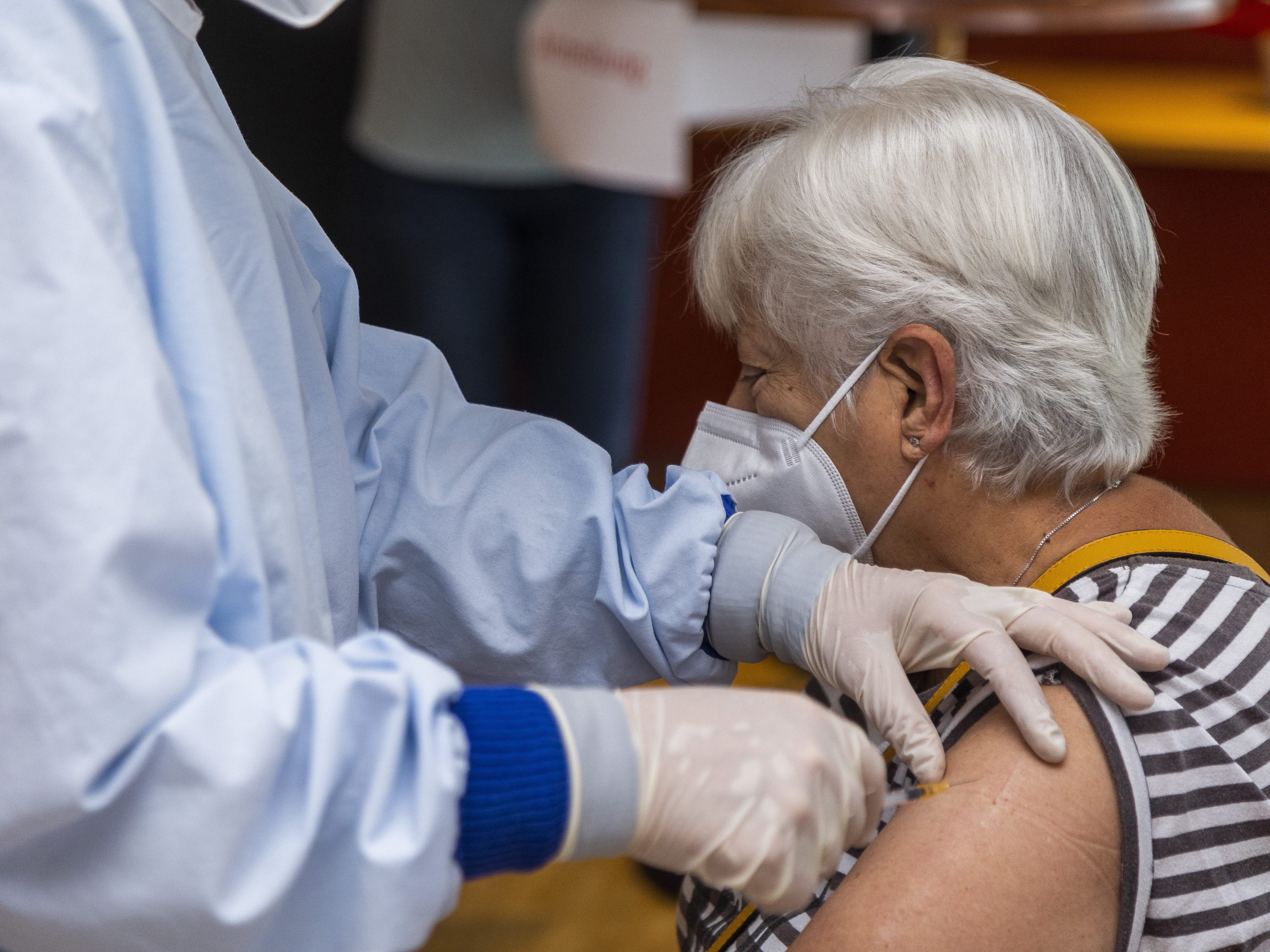 Vorarlberger können sich ab heute für die vierte Corona-Impfung anmelden.