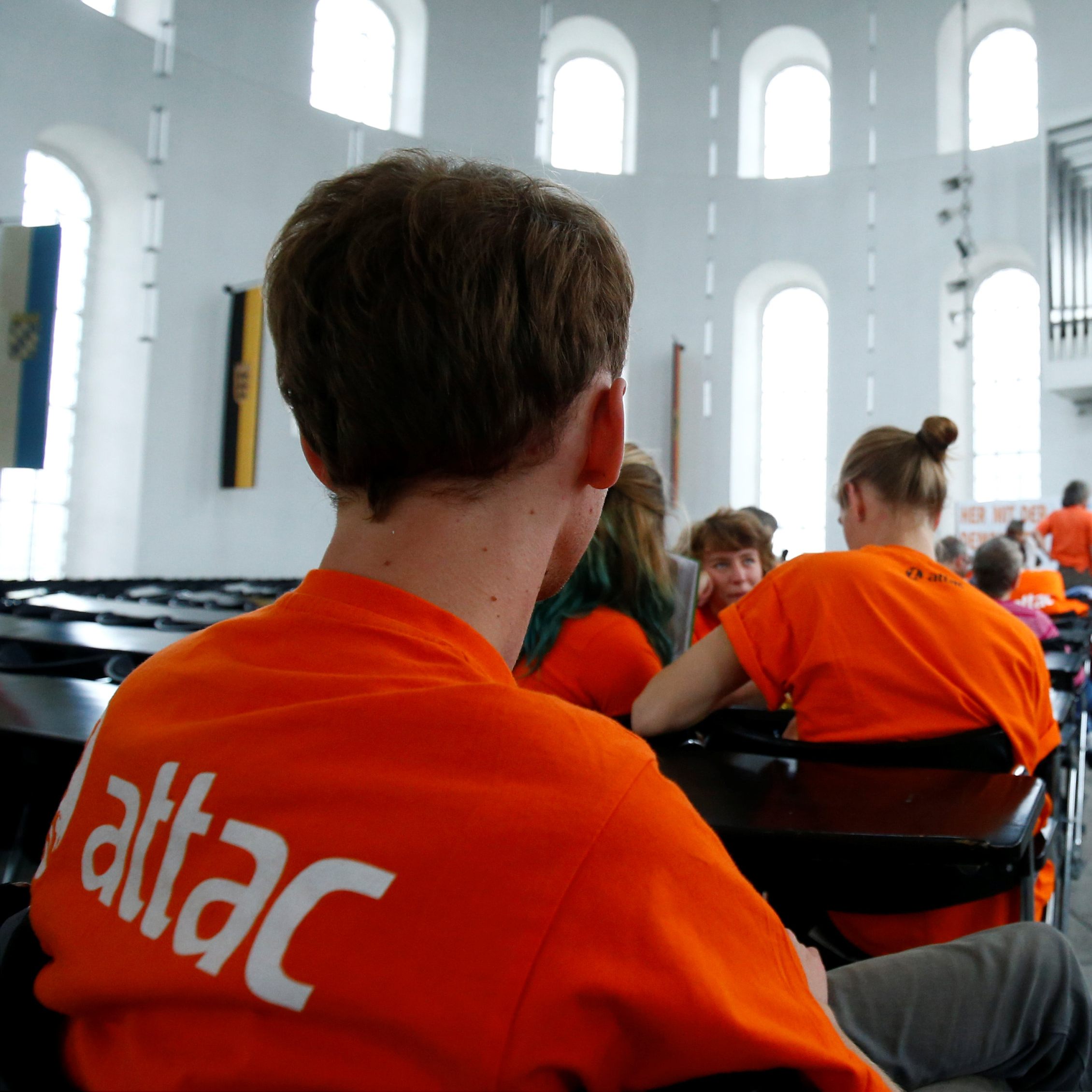 Der Verein Attac kritisierte die Intransparenz der Finanzströme in Österreich.