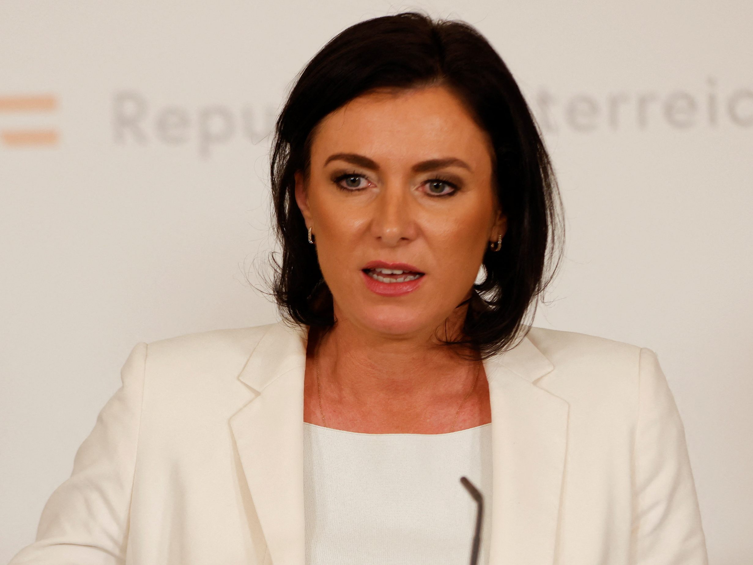 Köstinger will im Notfall Gas für Lebensmittelproduktion