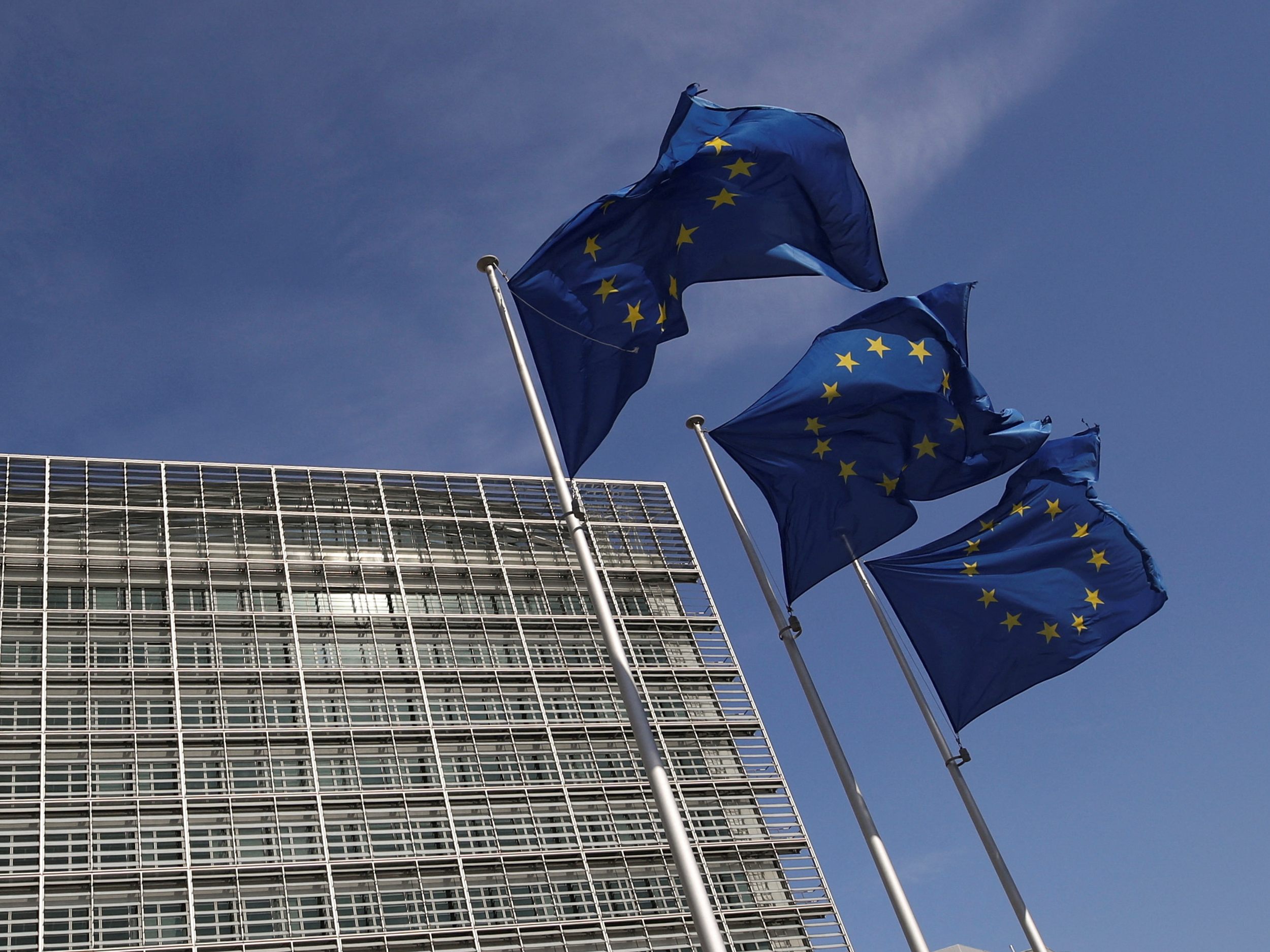 Die EU-Kommission leitete in der Nacht auf Mittwoch einen Entwurf zum Öl-Embargo gegen Russland an die Mitgliedsstaaten weiter.