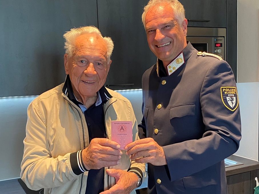 Führerschein freiwillig abgegeben Führerschein freiwillig abgegeben