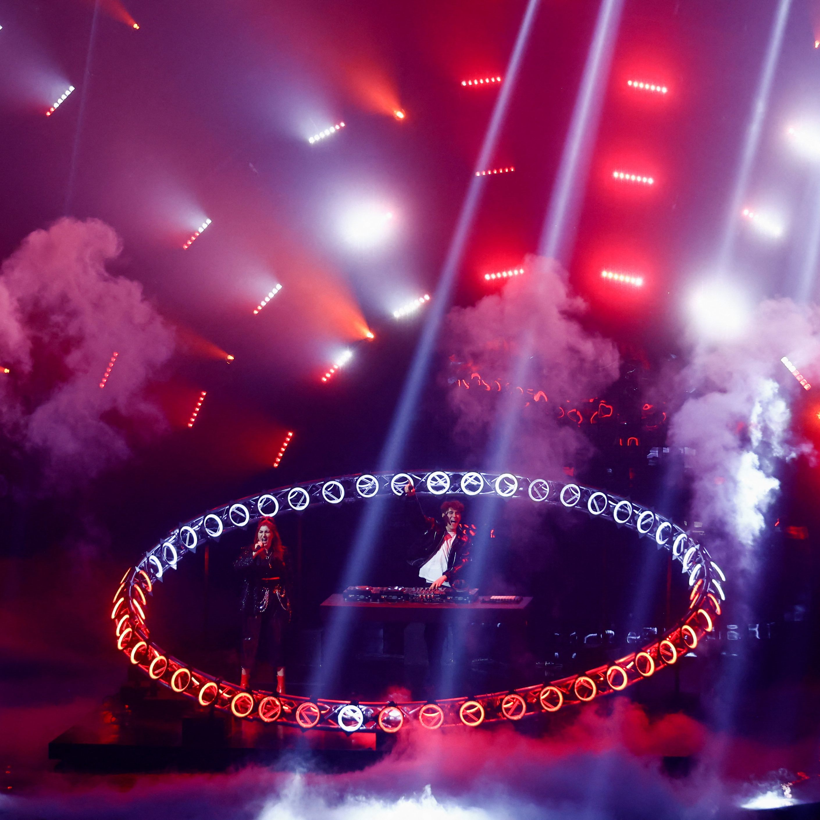 Der Song "Halo" von Lum!x und Pia Maria wird auf TikTok gefeiert.