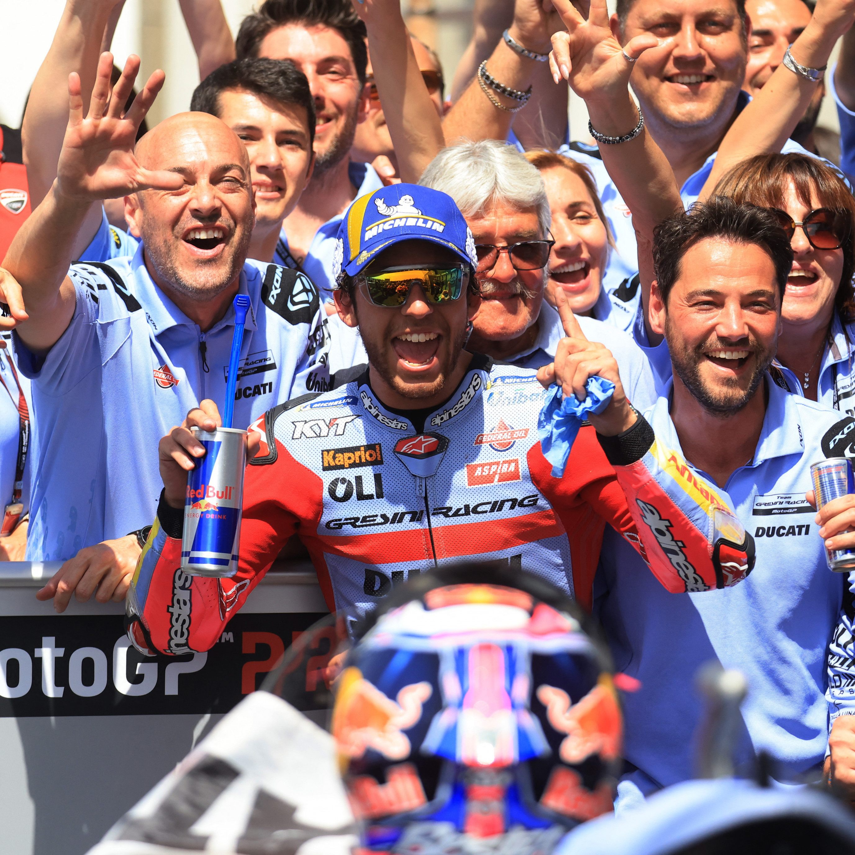 Bastiani feiert seinen Sieg.