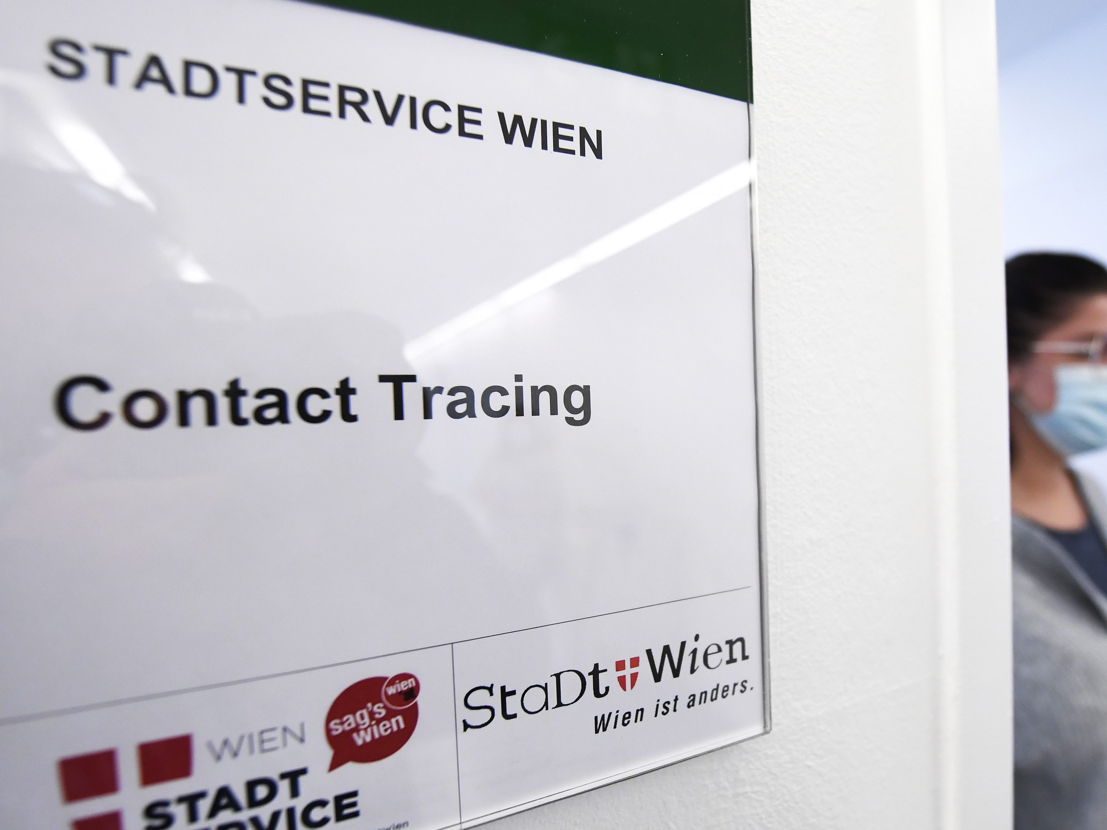 Unter anderem empfehlen die Experten des Gesundheitsressorts das Contact Tracing von Affenpocken-Kontaktpersonen. Unter anderem empfehlen die Experten des Gesundheitsressorts das Contact Tracing von Affenpocken-Kontaktpersonen.