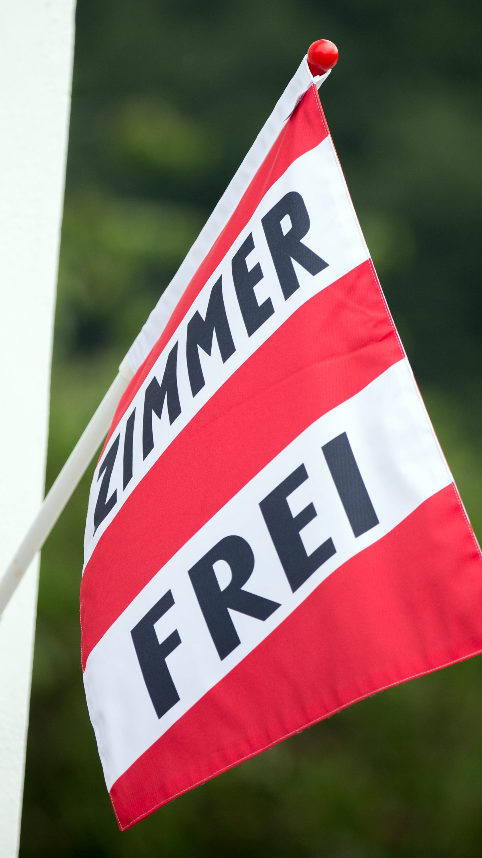 Kündigungsfristen im Tourismus: Gewerkschaft und Wirtschaftskammer nicht auf einer Linie.