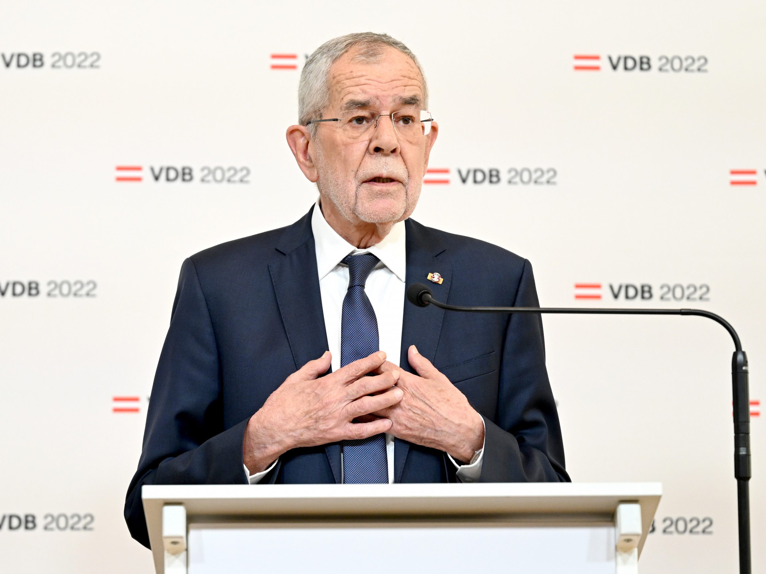 Van der Bellen wird in der Staatsbürgerschaftsdebatte von FPÖ und ÖVP kritisiert