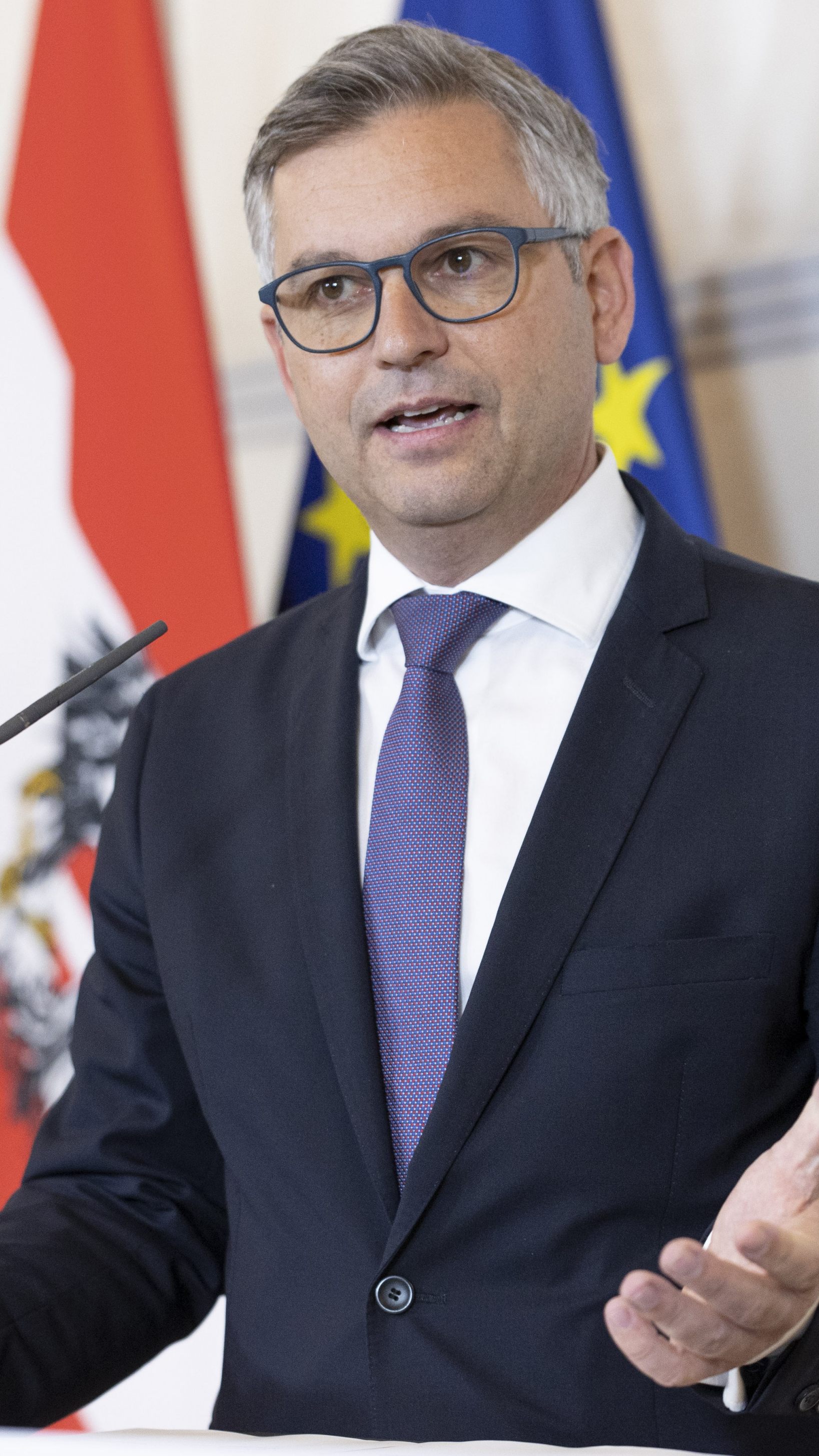 Finanzminister Magnus Brunner (ÖVP) zeigte sich skeptisch über die Beschlagnahmung von russischem Vermögen.