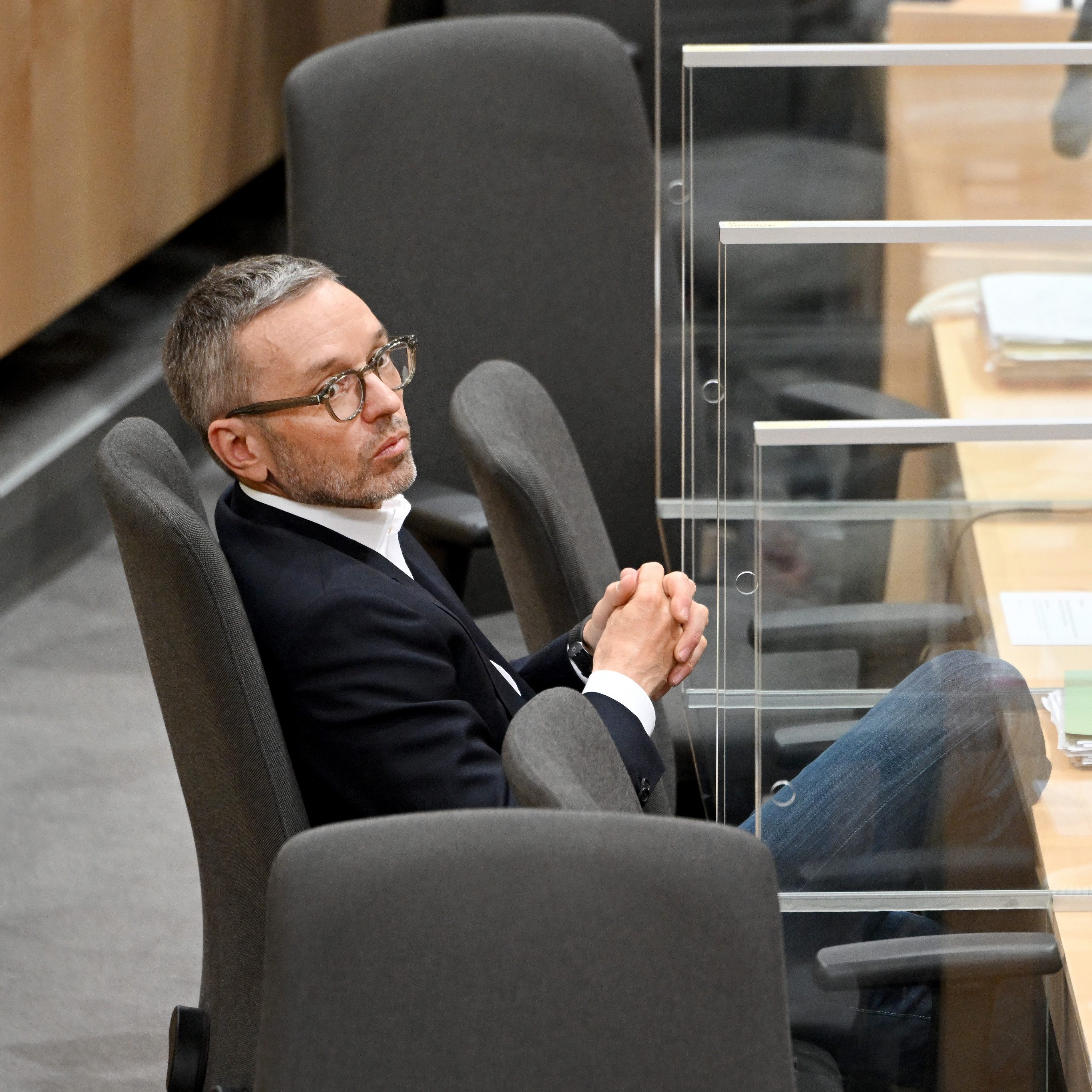 FPÖ-Chef Kickl wird nach der Medikamenten-Empfehlung nicht "ausgeliefert".