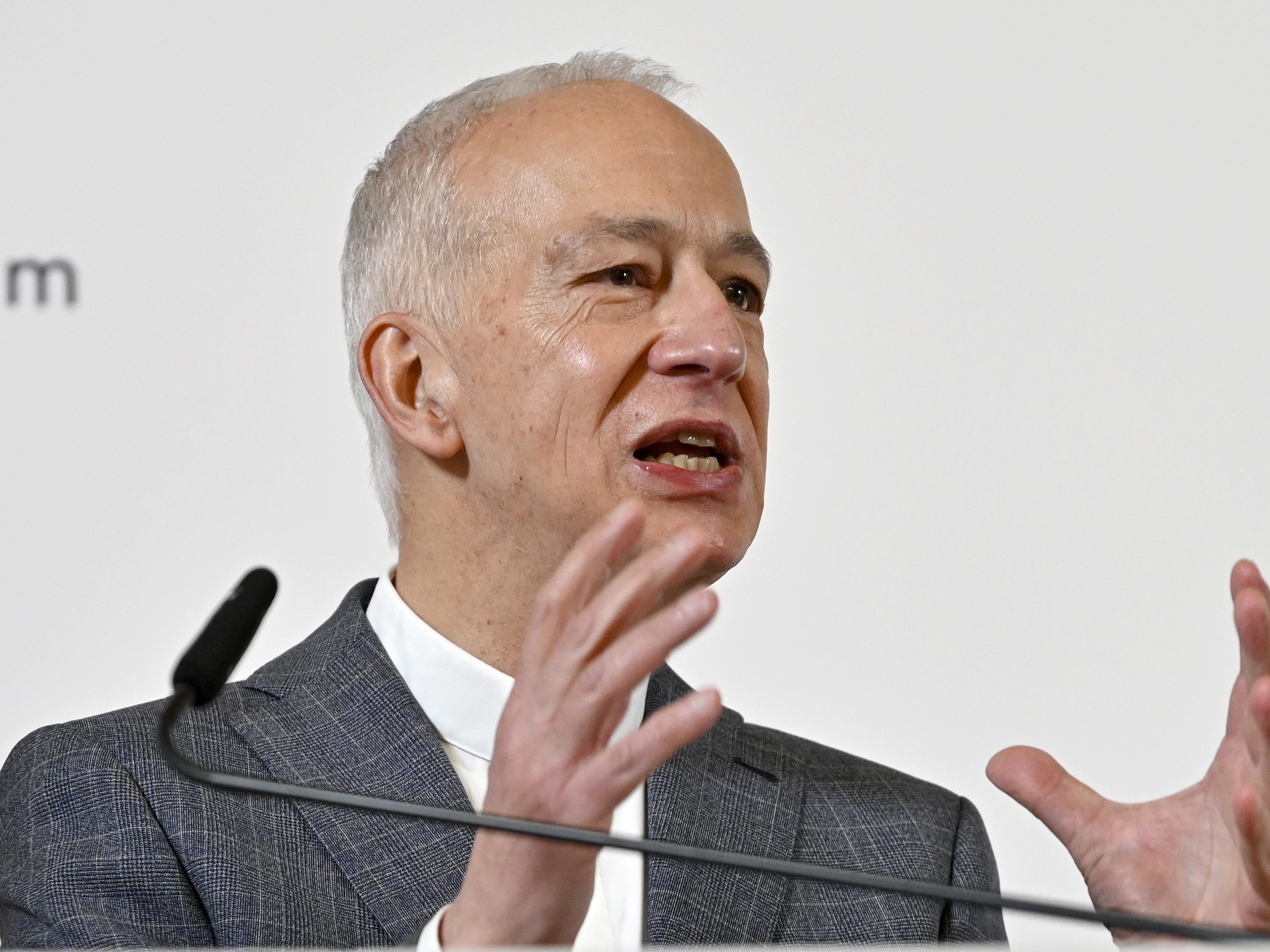 Landau sieht die Regierung in Sachen Pflegereform gefordert.