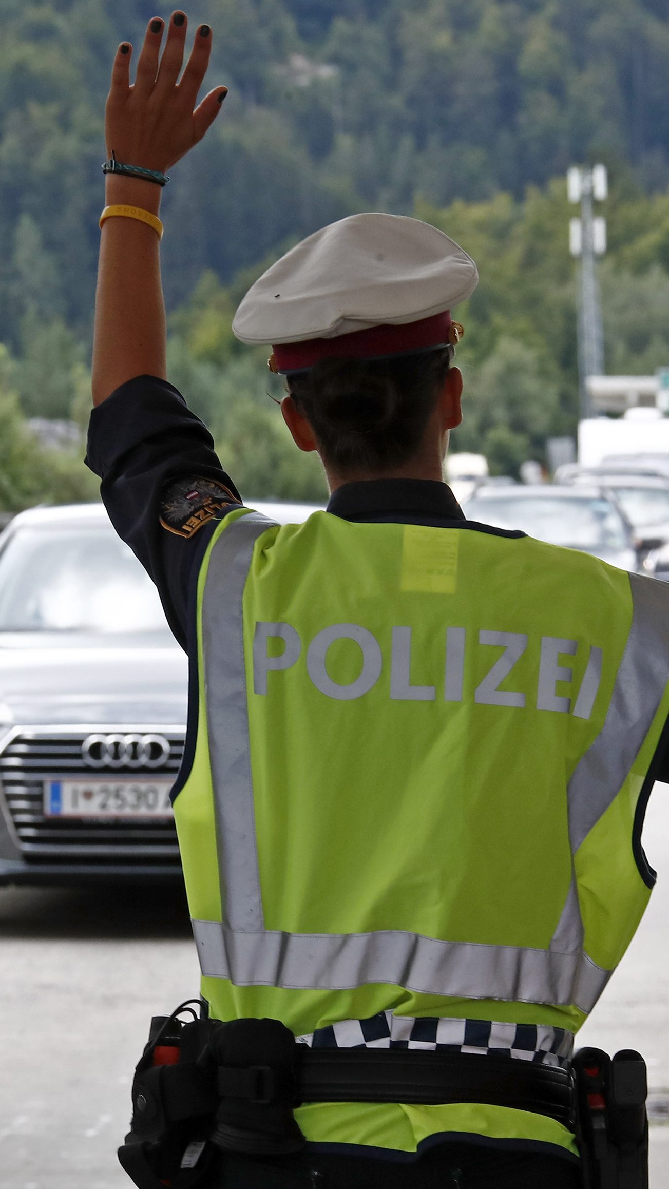 Alle Reisebeschränkungen fallen - Reisebranche freut sich.