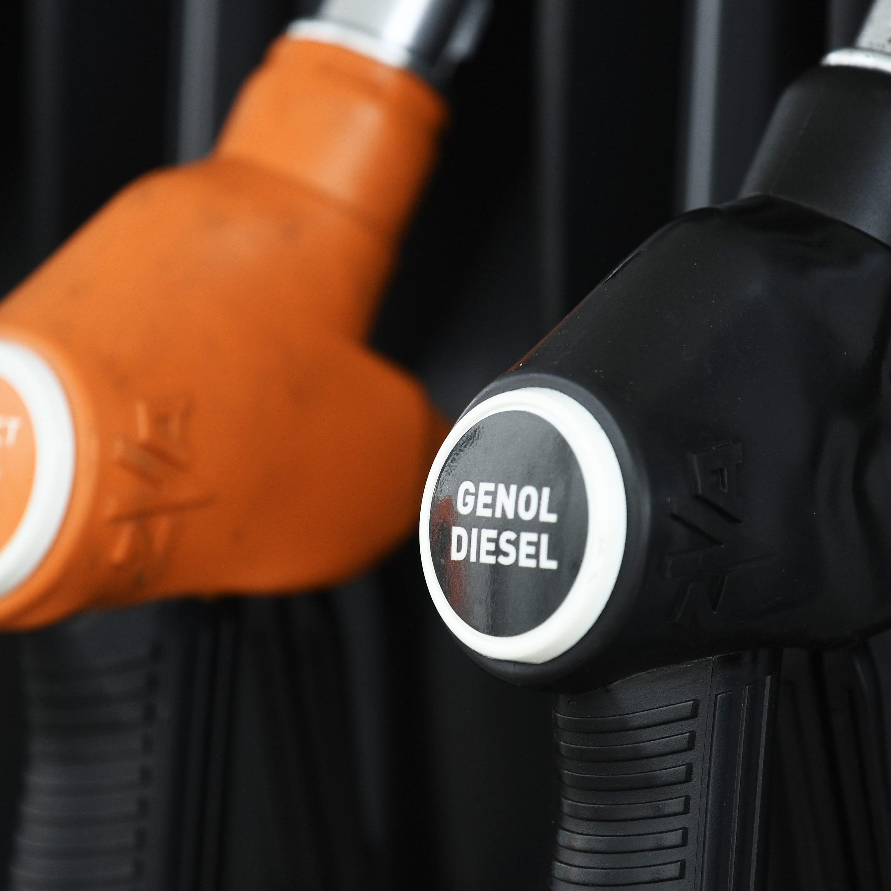 Diesel seit zwei Monaten teurer als Super.