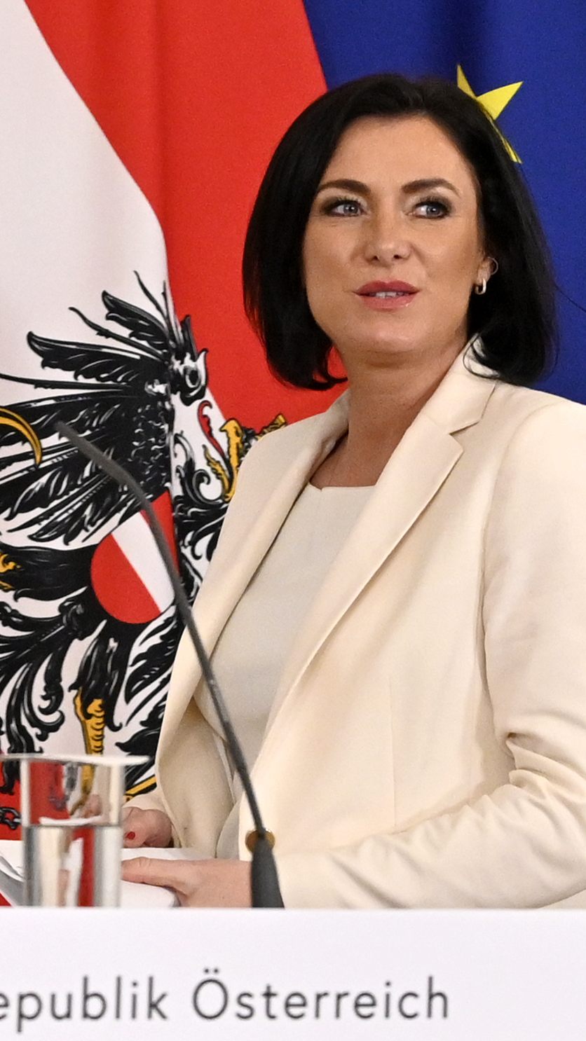 Ministerin Köstinger sieht die Lebensmittelversorgung in Österreich derzeit nicht gefährdet.