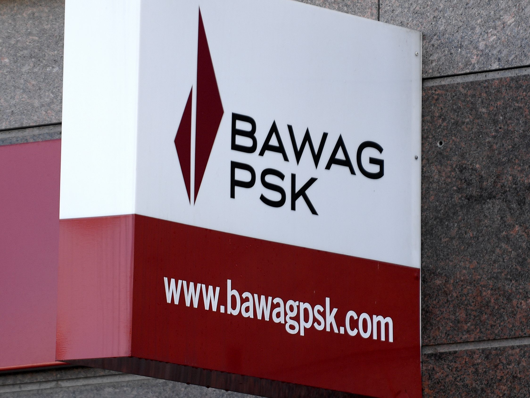 Bankkunden erhielten Schreiben, dass ihr Konto eingestellt wird - die AK erhält zahlreiche Beschwerden zur BAWAG