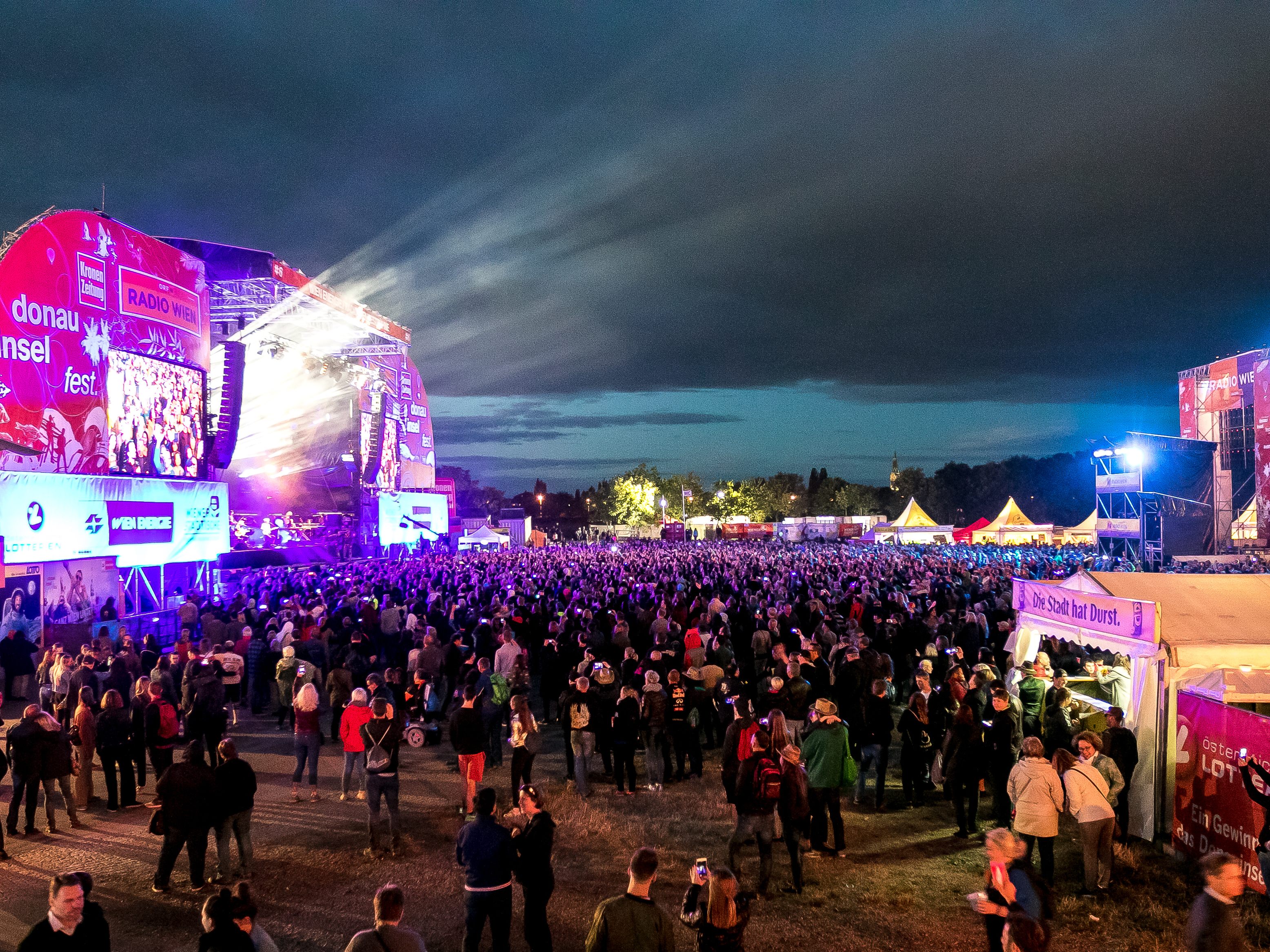Acts & Bands: Das sind die Highlights beim Wiener Donauinselfest 2022. Acts & Bands: Das sind die Highlights beim Wiener Donauinselfest 2022.